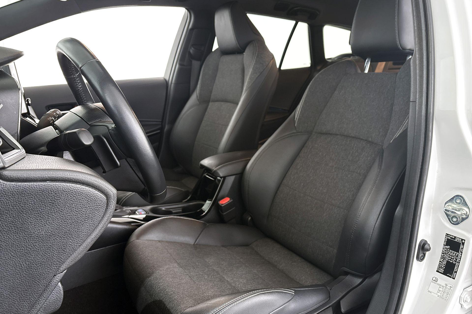 Toyota Corolla Touring Sports
