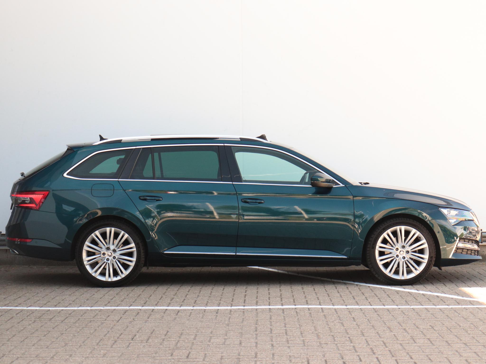 Škoda Superb Combi 1.4 TSI iV Laurin & Klement - Afbeelding 4