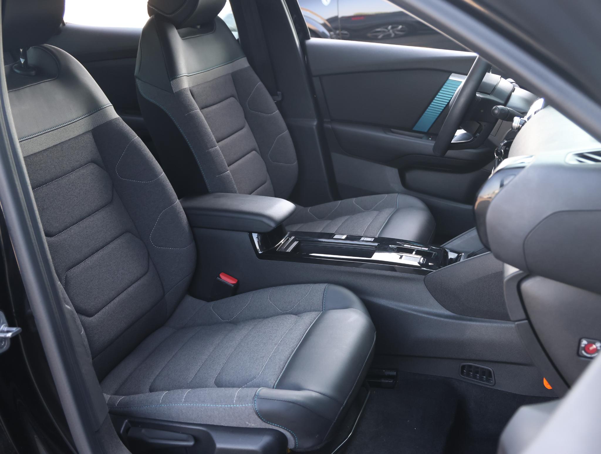 Citroën ë-C4