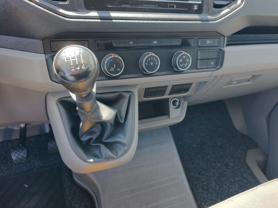 Volkswagen Bedrijfswagens Crafter 35 2.0 TDI 140 PK  L4 Trendline