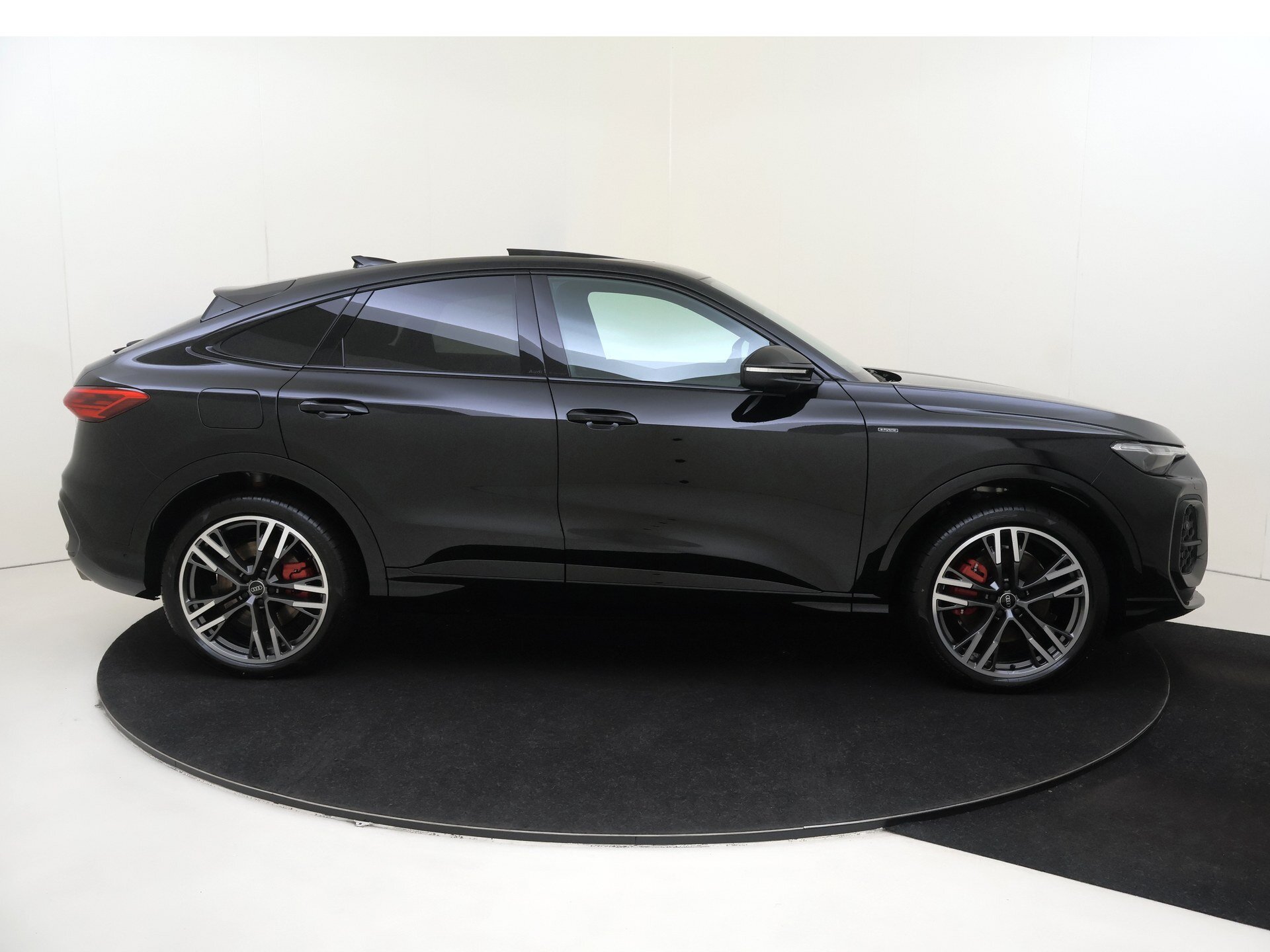 Audi Q5 Sportback e-hybrid quattro S tronic 367pk - Afbeelding 3