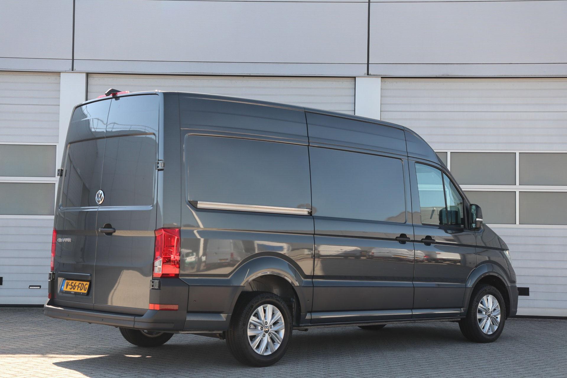 Volkswagen Crafter 30 2.0 TDI 140pk Automaat L3H3 Highline - Afbeelding 2