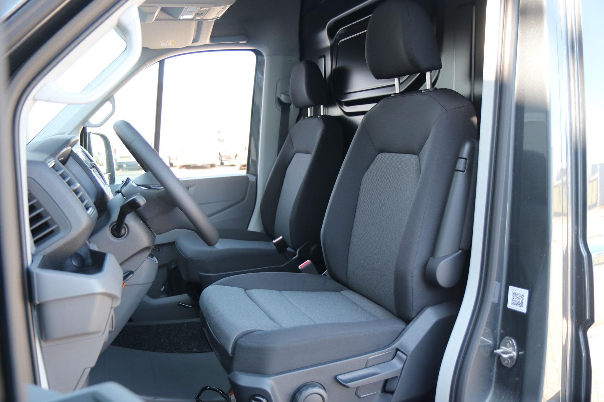 Volkswagen Crafter 30 2.0 TDI 140pk Automaat L3H3 Highline - Afbeelding 4