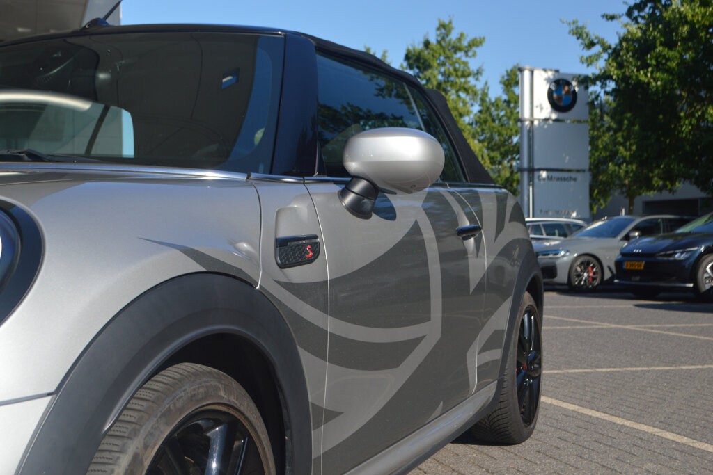 MINI Cooper S Cabrio 8