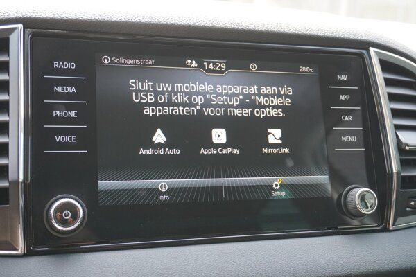 Apple Carplay/Android Auto