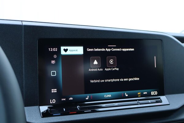 Apple Carplay/Android Auto Apple Carplay/Android Auto