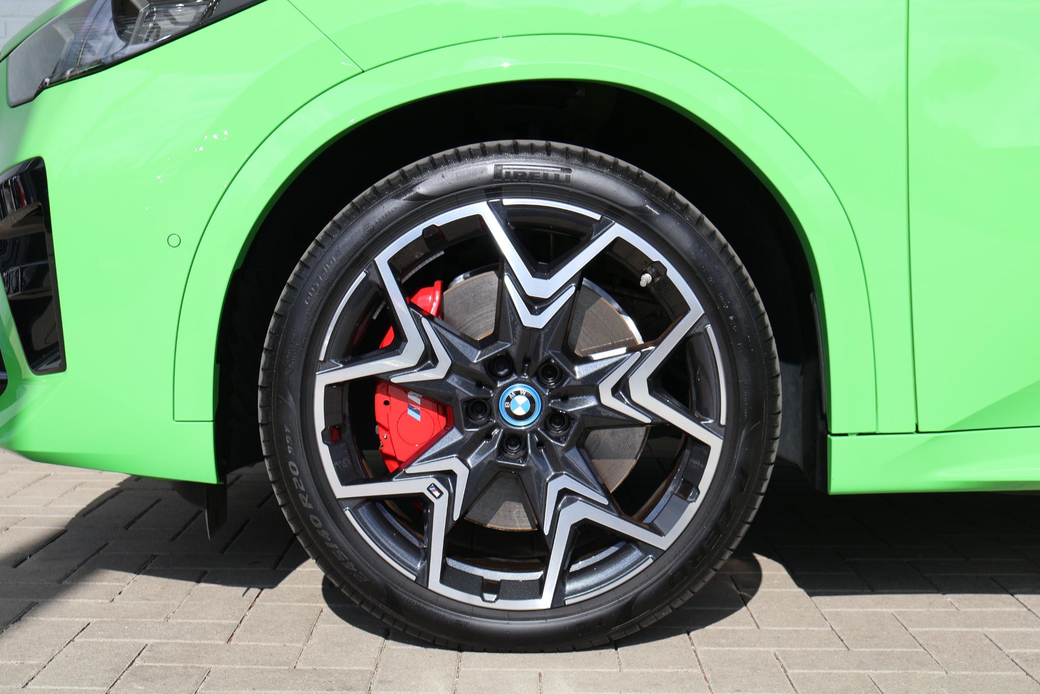 BMW iX2