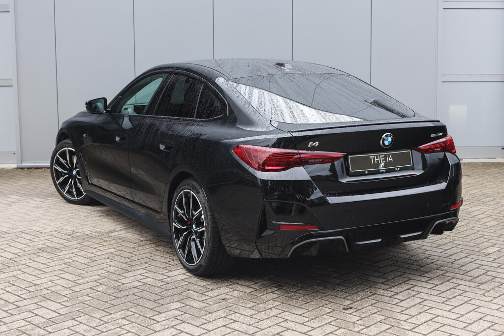 BMW i4 2