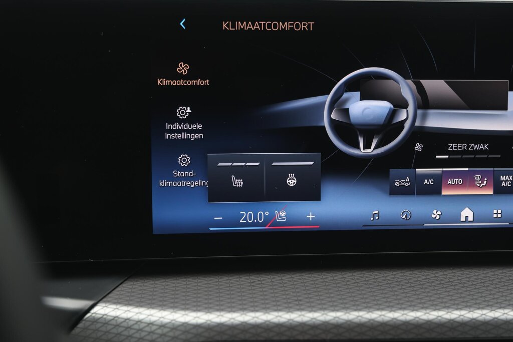 BMW i4 14