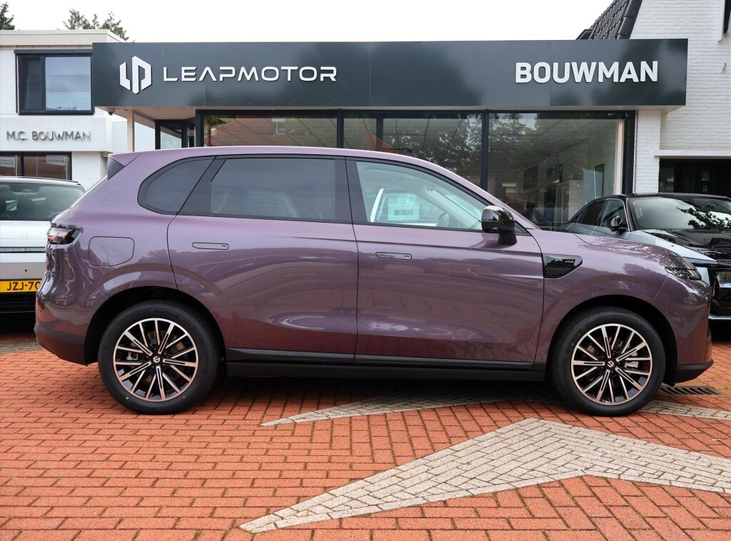 Leapmotor B10 EV 67,1 kWh 218pk Design - Afbeelding 3