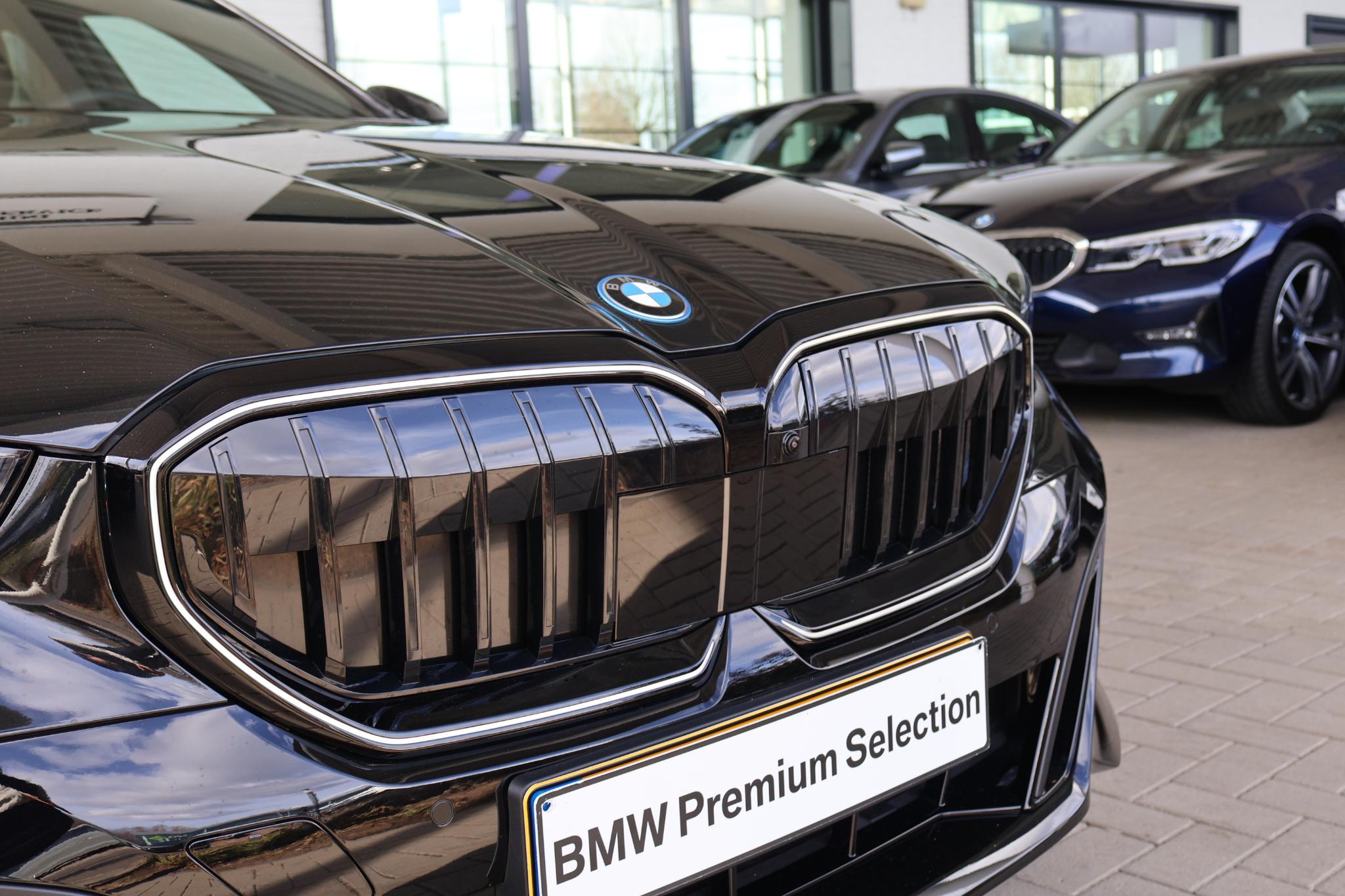 BMW i5