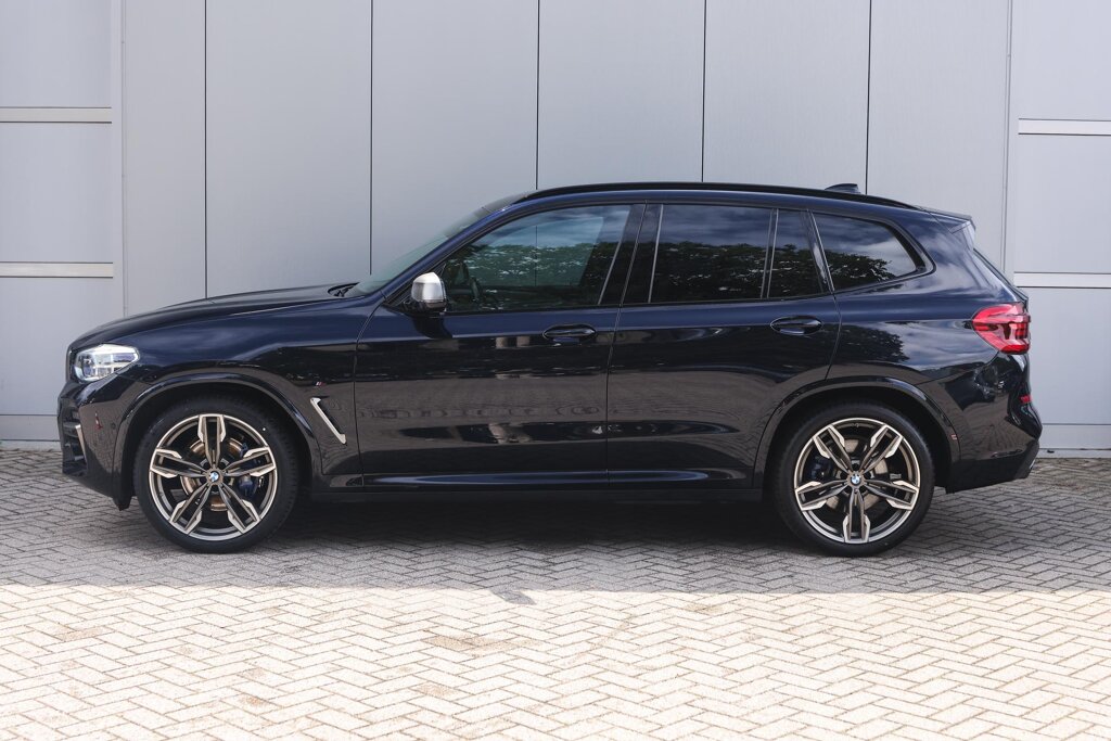 BMW X3 7