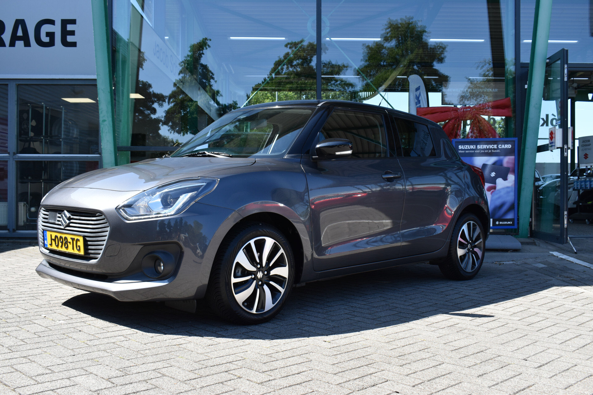 Suzuki Swift 1.0 Stijl Limited Automaat 111pk