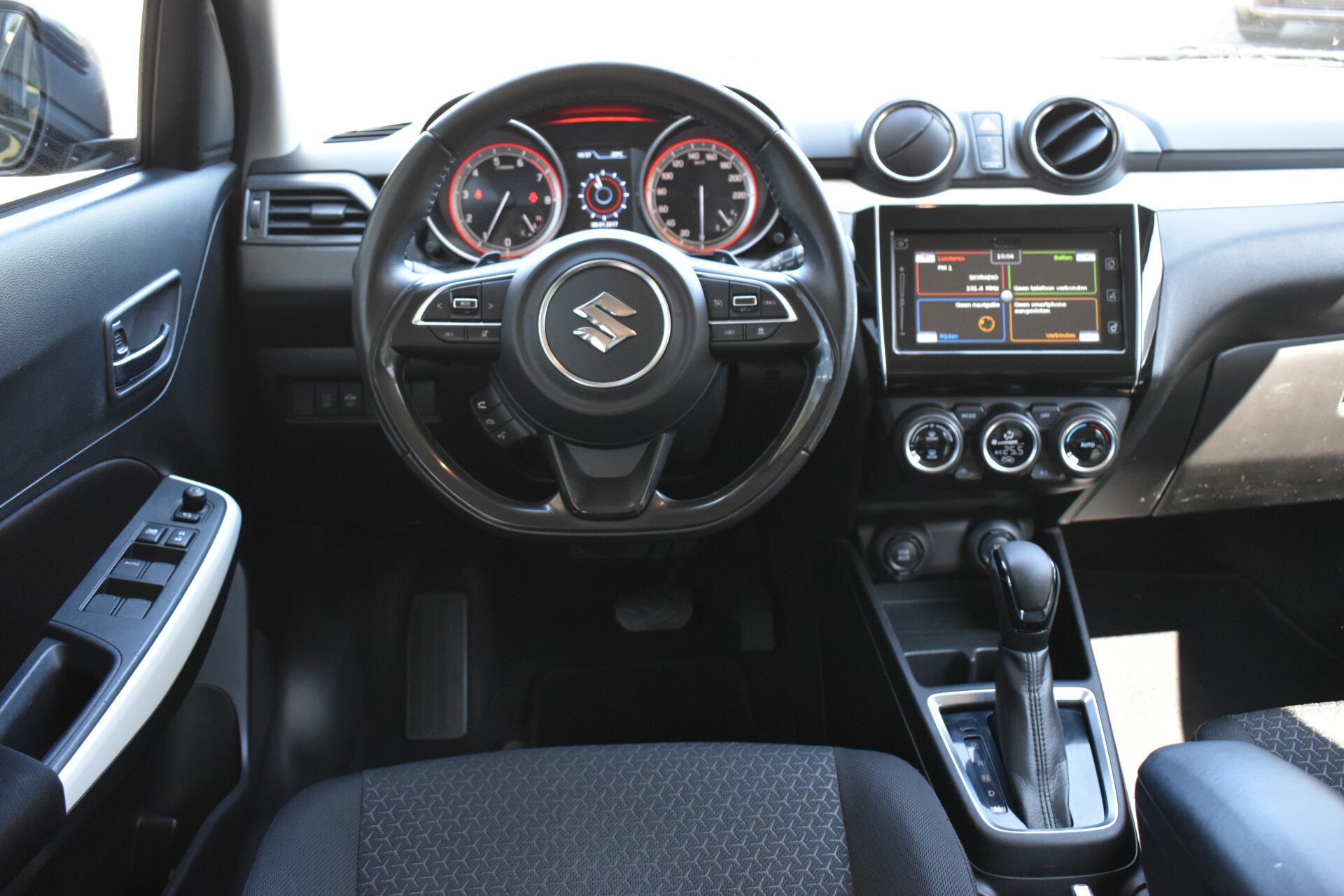 Suzuki Swift 1.0 Stijl Limited Automaat 111pk - Afbeelding 4