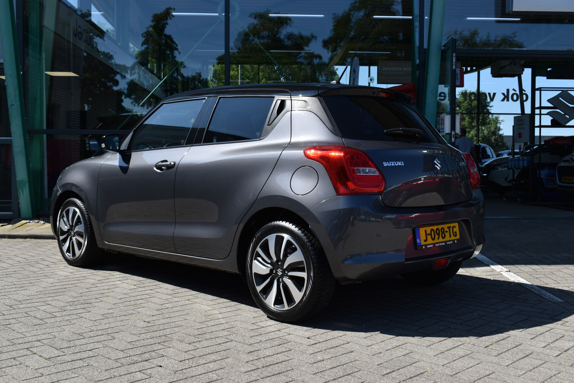 Suzuki Swift 1.0 Stijl Limited Automaat 111pk - Afbeelding 5