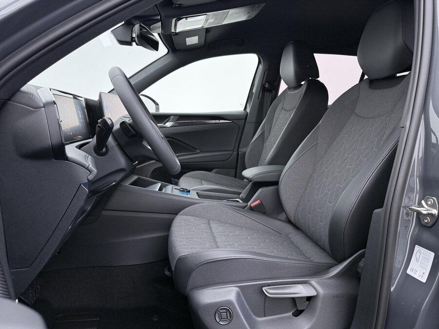 Volkswagen Tiguan Limited Edition 1.5 eHybrid 150 kW / 204 PK