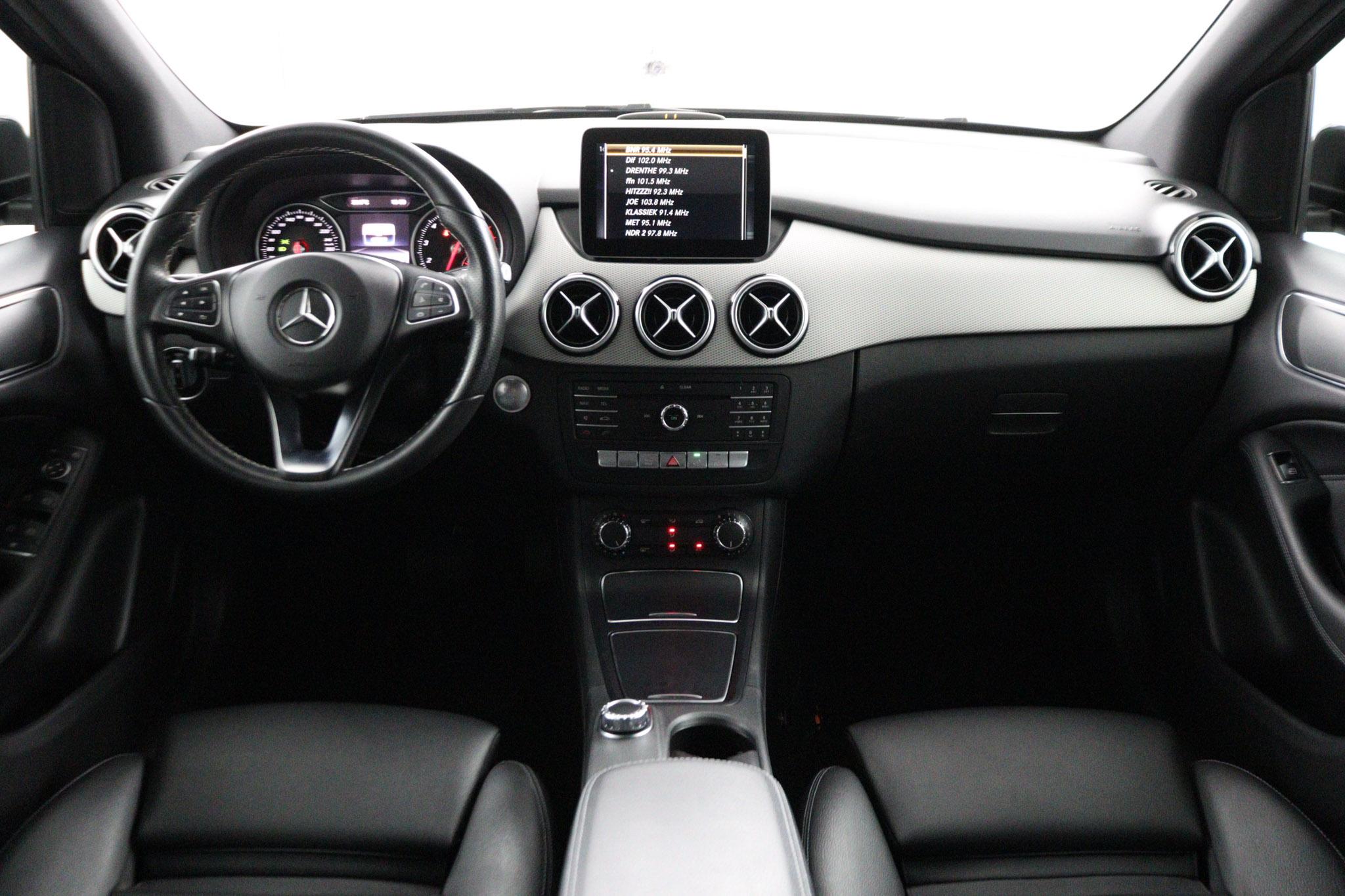 Mercedes-Benz B-Klasse 180 Family Edition - Afbeelding 4