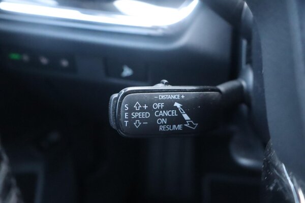 cruise control adaptief met Stop&Go en stuurhulp cruise control adaptief met Stop&Go en stuurhulp