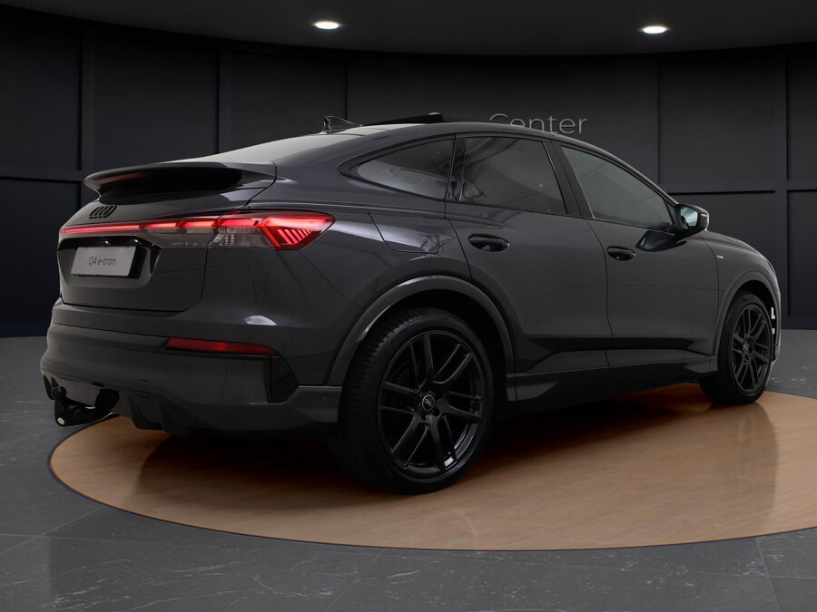 Audi Q4 Sportback e-tron S edition 45 82 kWh 210 kW / 286 PK