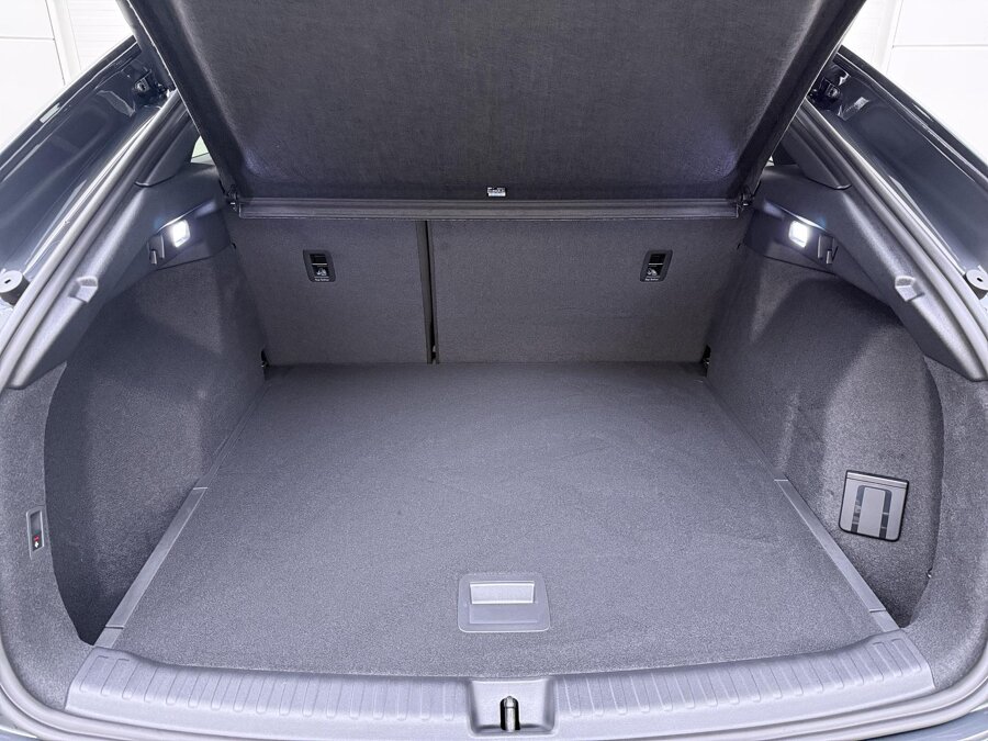 Audi Q4 Sportback e-tron S edition 45 82 kWh 210 kW / 286 PK