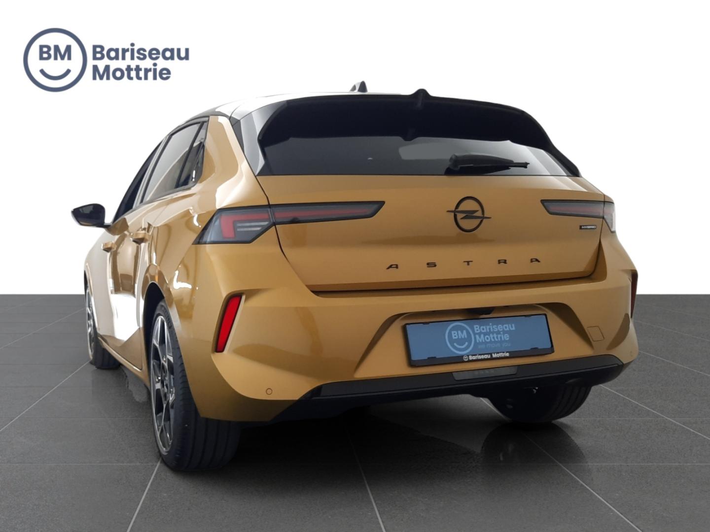 Opel Astra Astra Ultimate 1.2 T Hybrid 145pk 107kW eDCT - Afbeelding 4