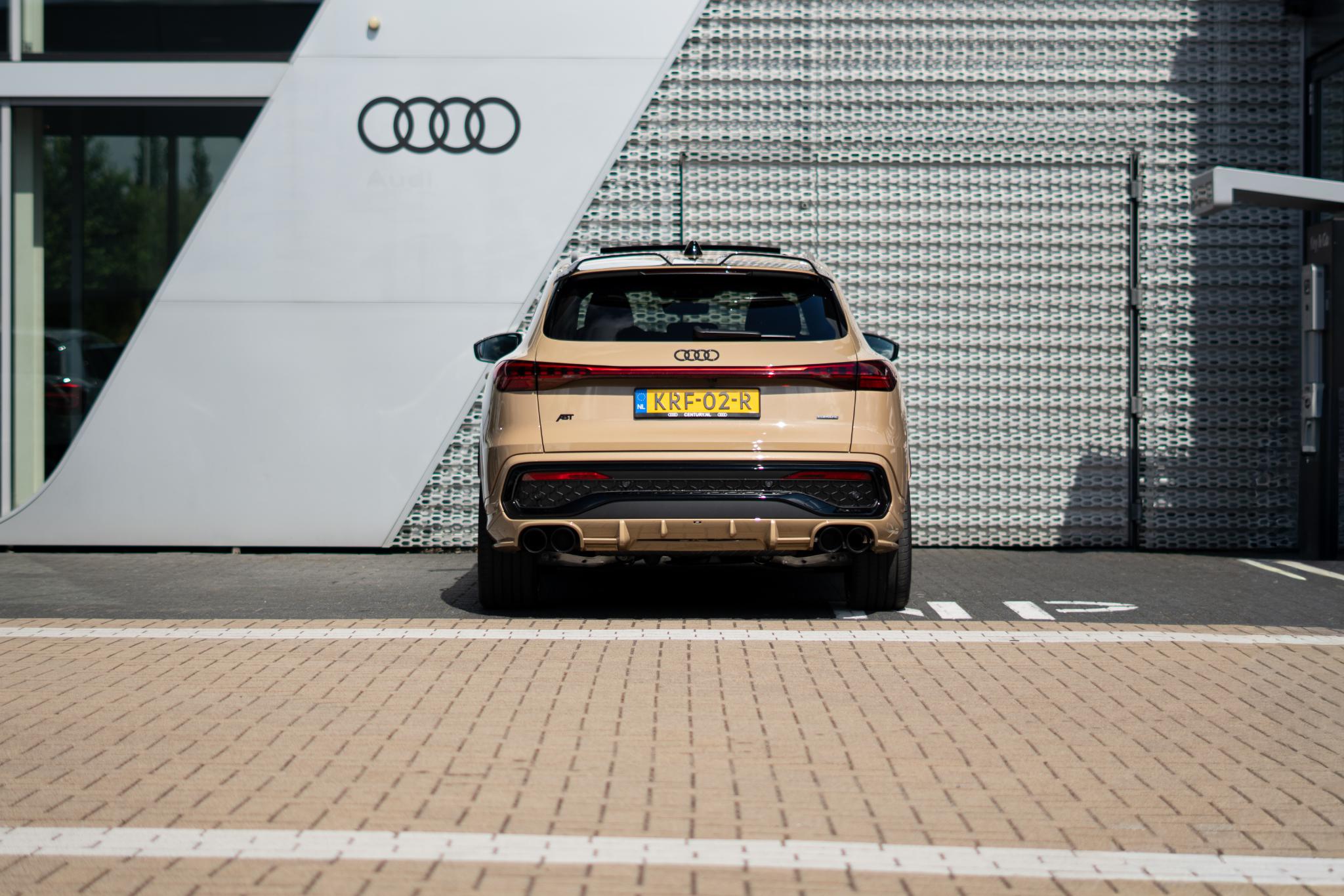 Audi Q5 ABT s edition e-hybrid 360 PK SUV - Afbeelding 4