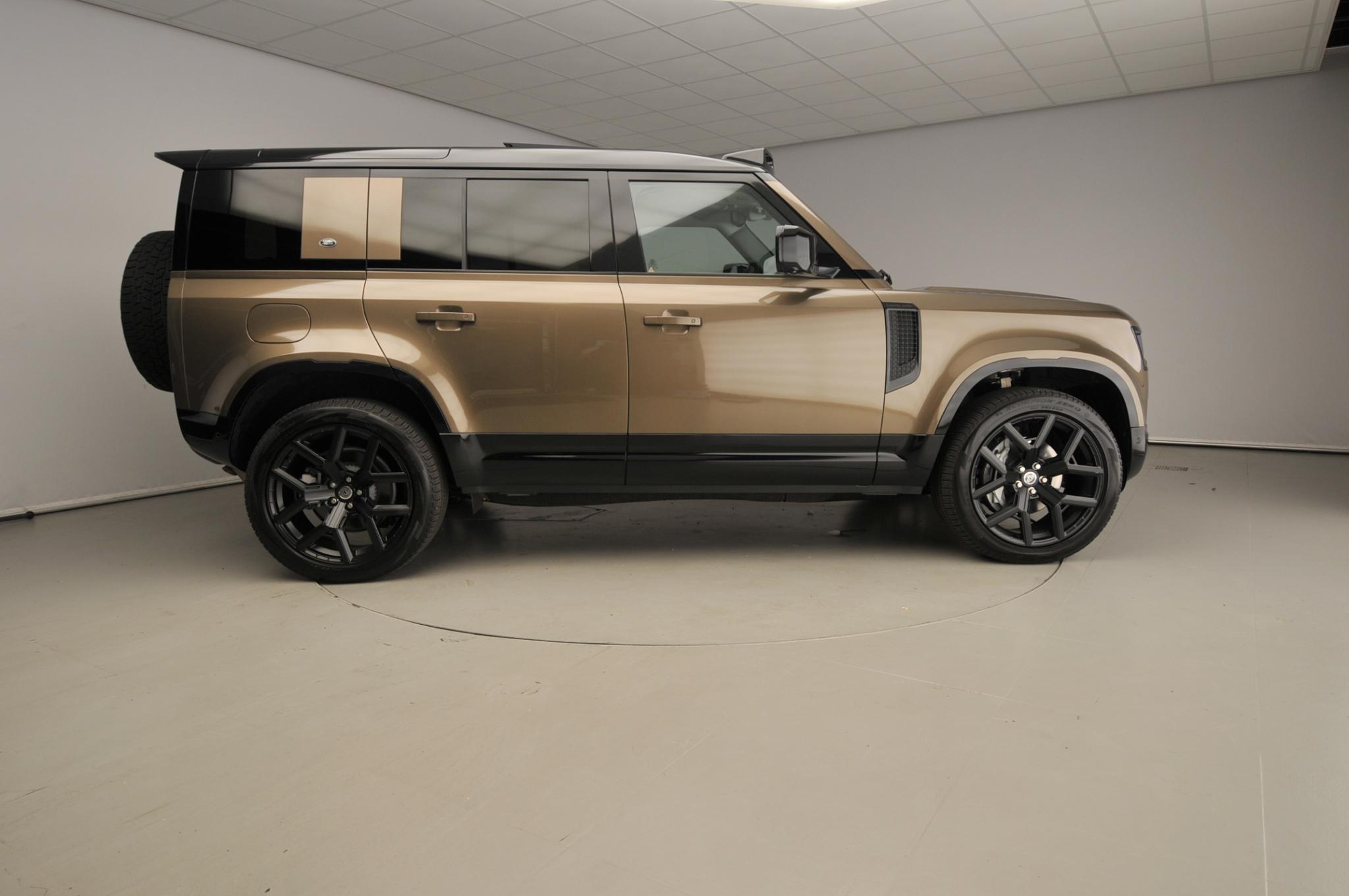 Land Rover Defender 110 3.0 P400 110 X-Dynamic SE - Afbeelding 4