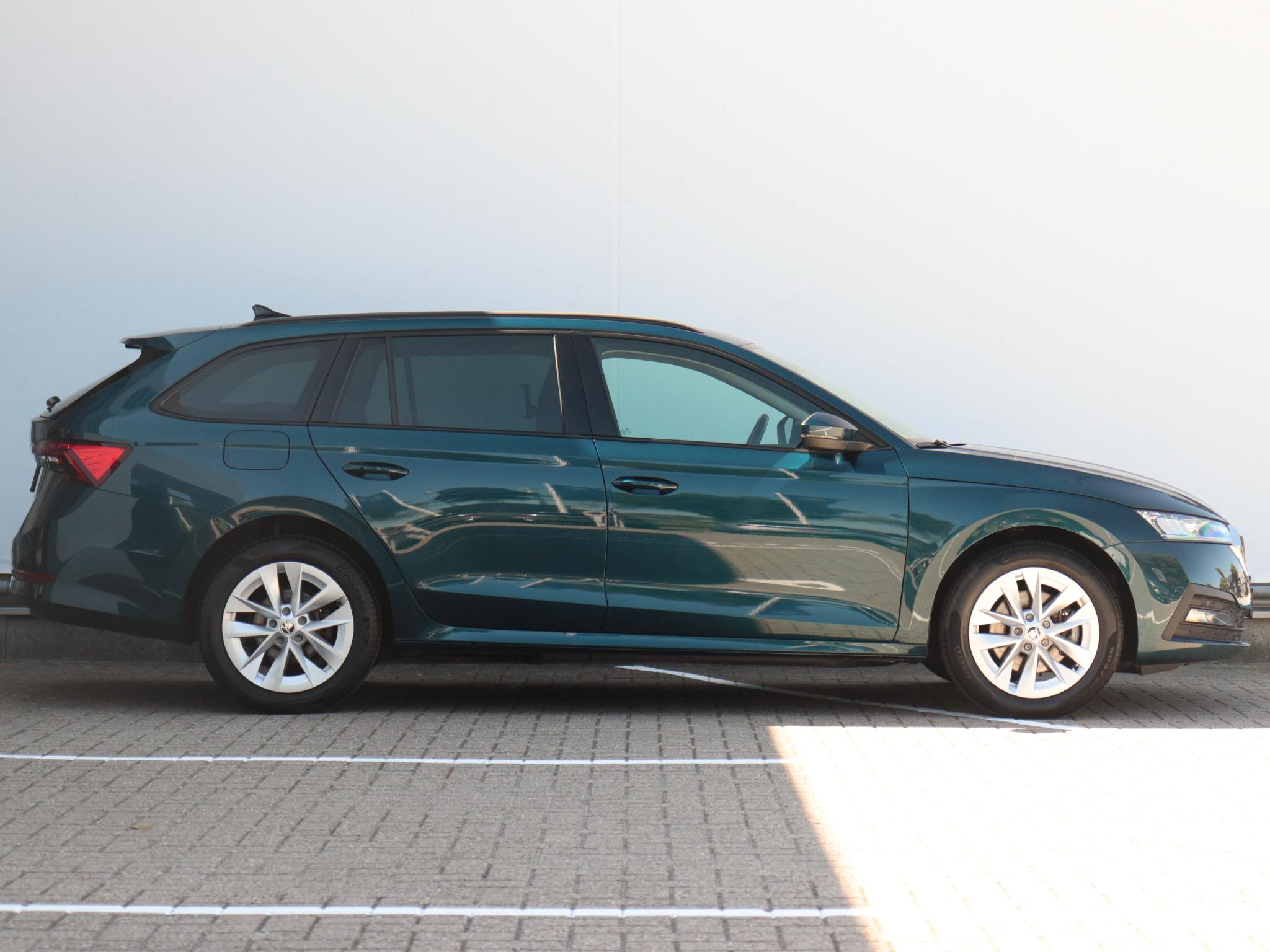 Škoda Octavia Combi 1.4 TSI iV PHEV Business Edition - Afbeelding 4