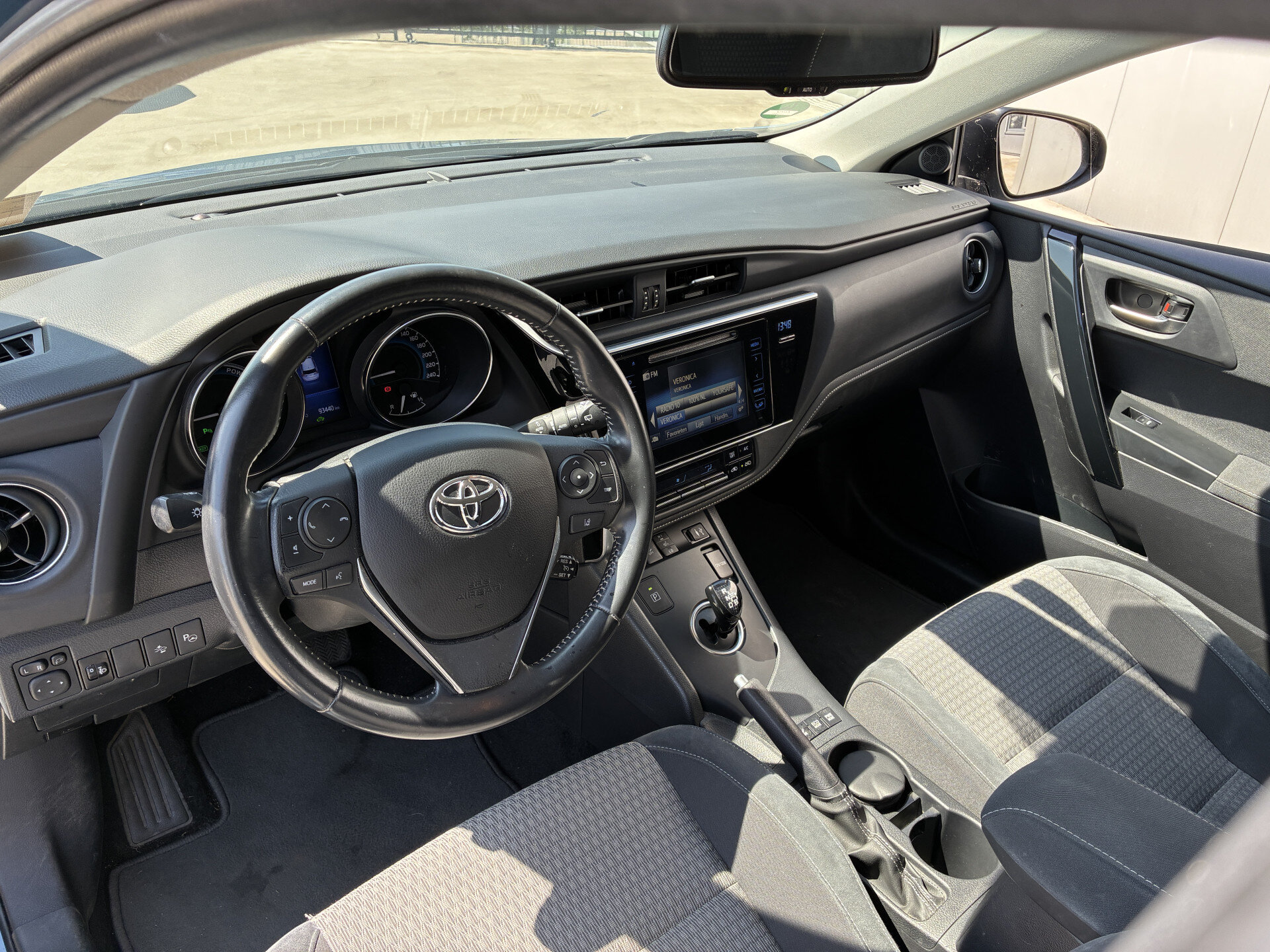 Toyota Auris 1.8 Hybrid Dynamic Ultimate Automaat - Afbeelding 2