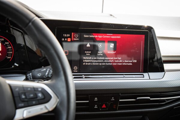 Apple Carplay/Android Auto