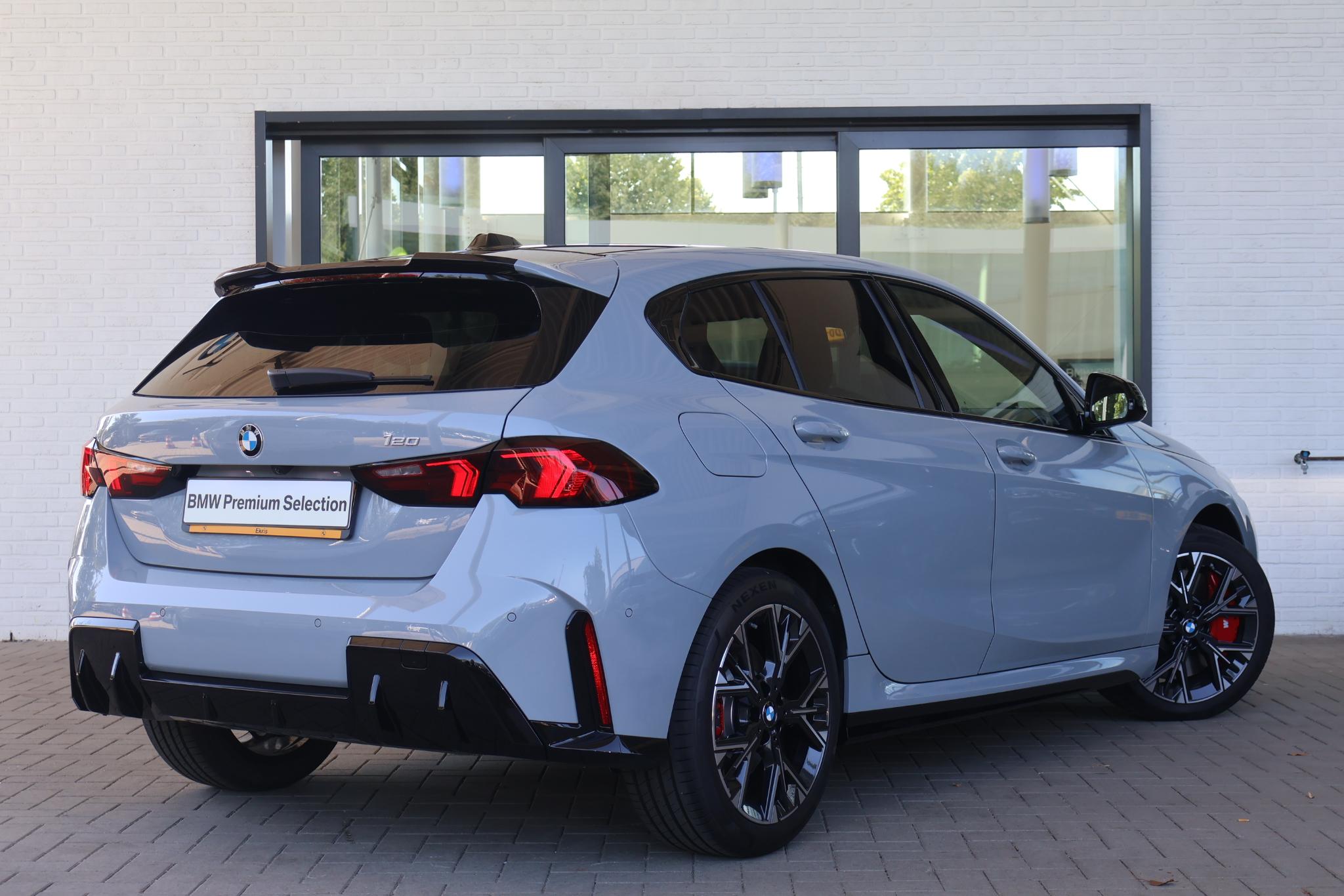 BMW 1 Serie 120 M Sport Design Edition - Afbeelding 2