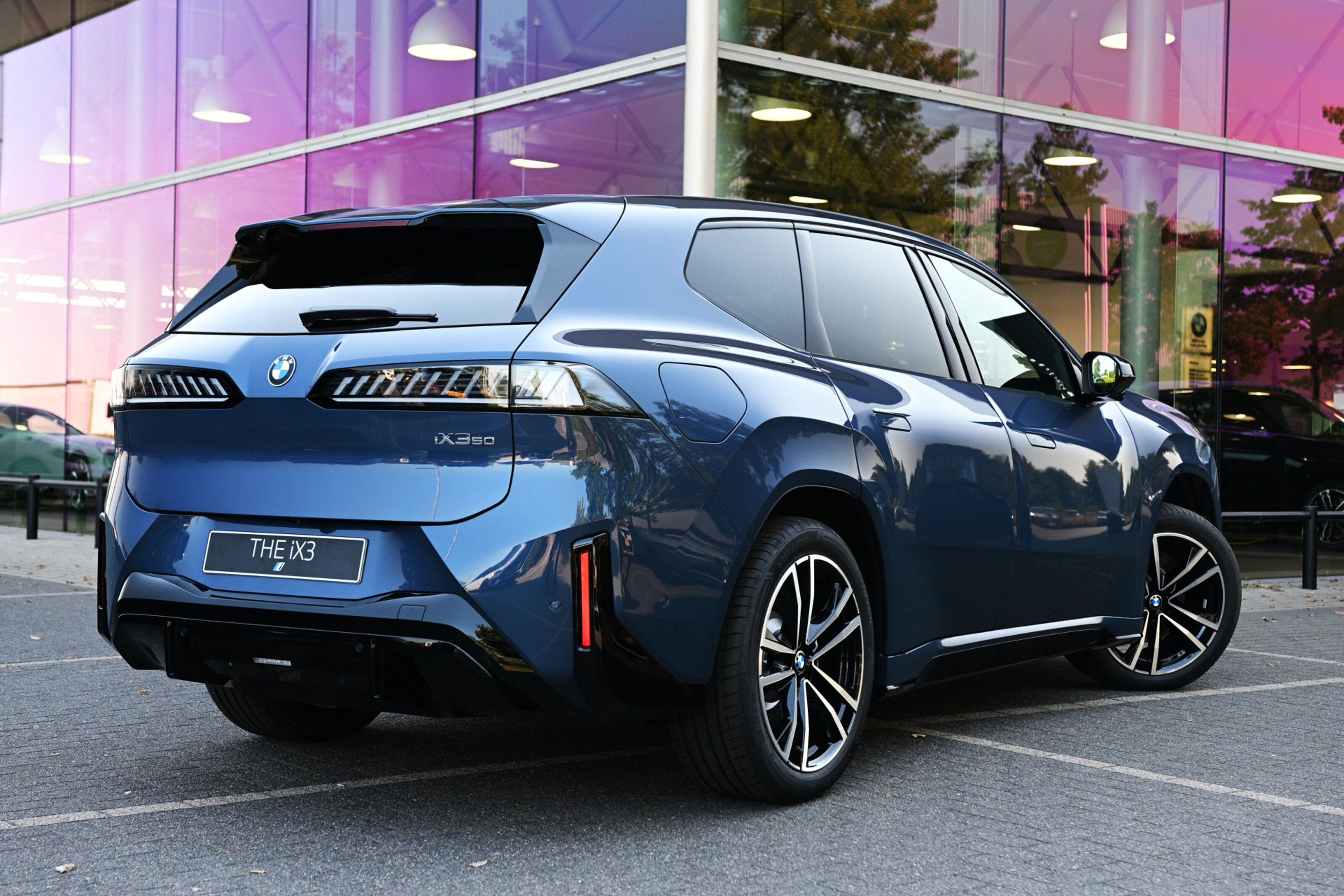 BMW iX3 50 xDrive M Sport