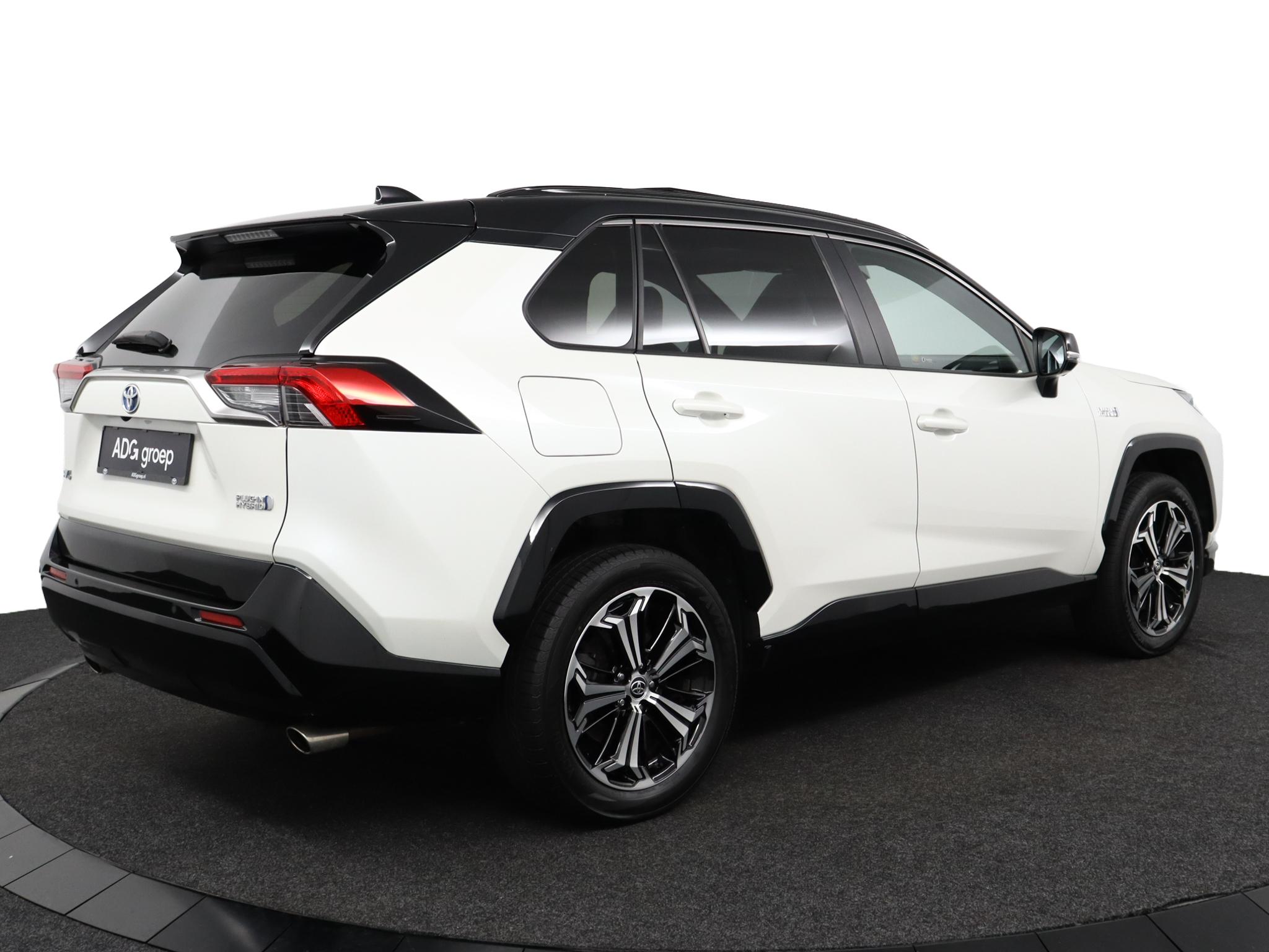 Toyota RAV4 2.5 Plug-in Hybrid AWD Bi-Tone Plus - Afbeelding 2