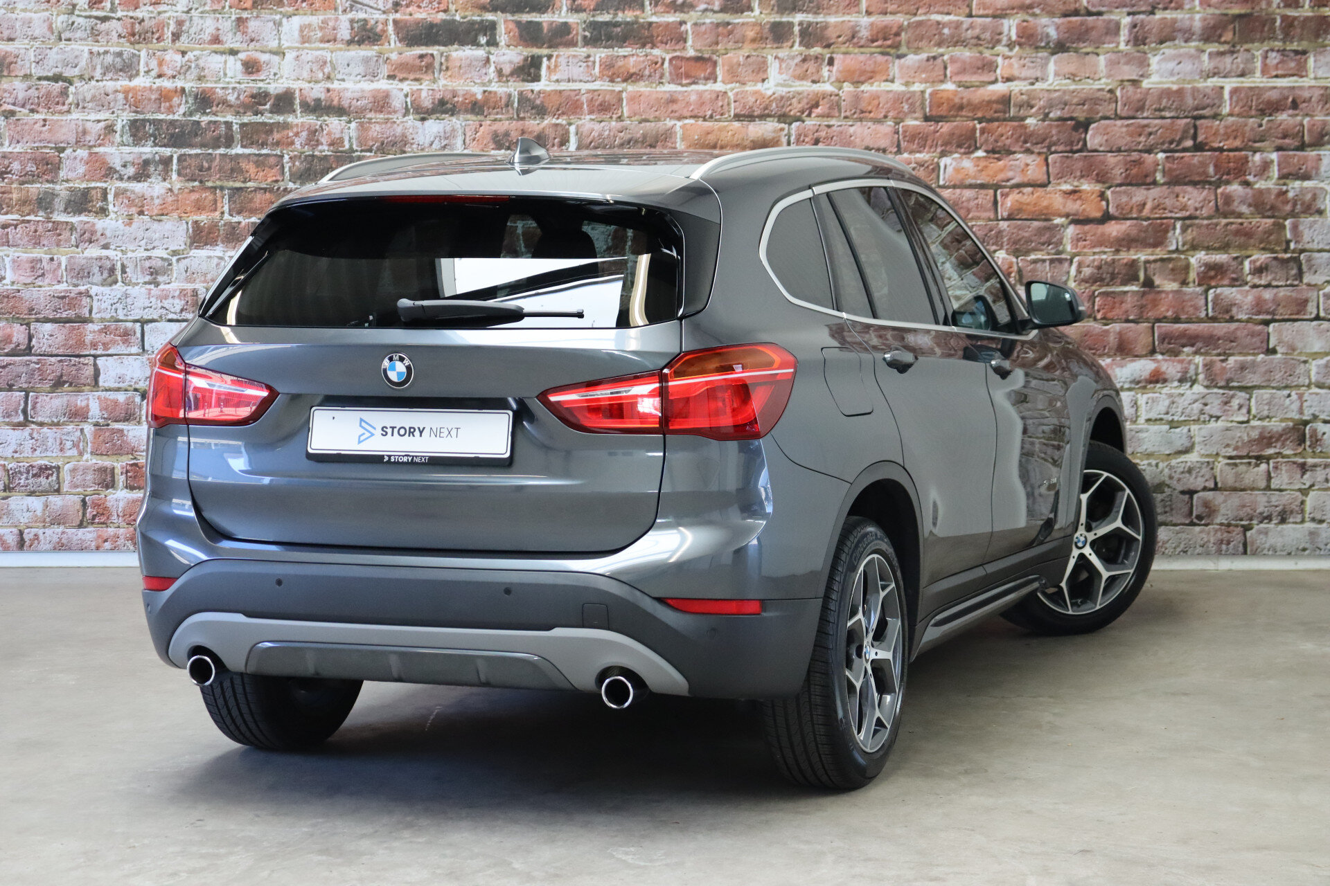 BMW X1 sDrive20i High Executive Sport Line Automaat - Afbeelding 4
