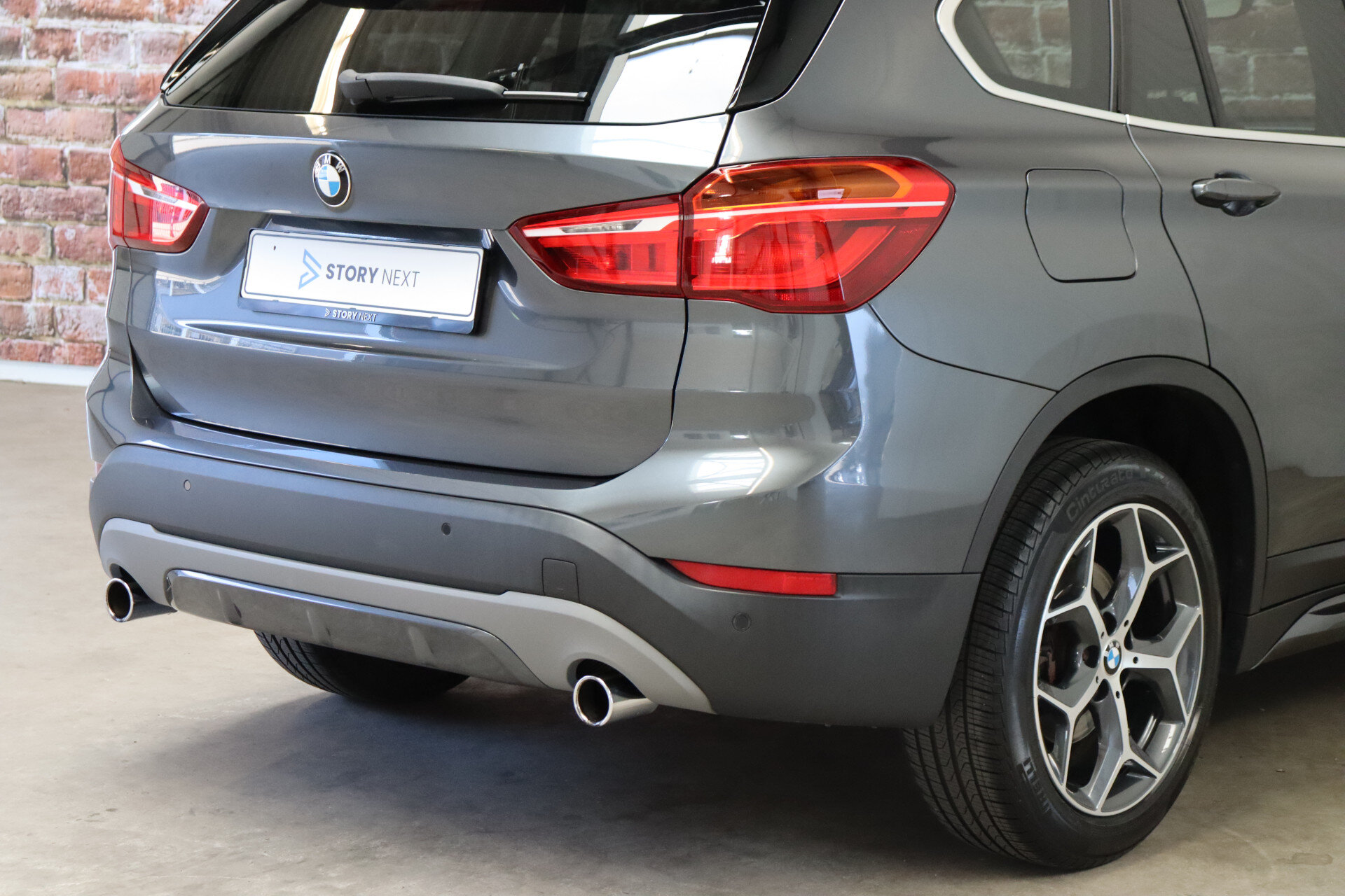 BMW X1 sDrive20i High Executive Sport Line Automaat - Afbeelding 5
