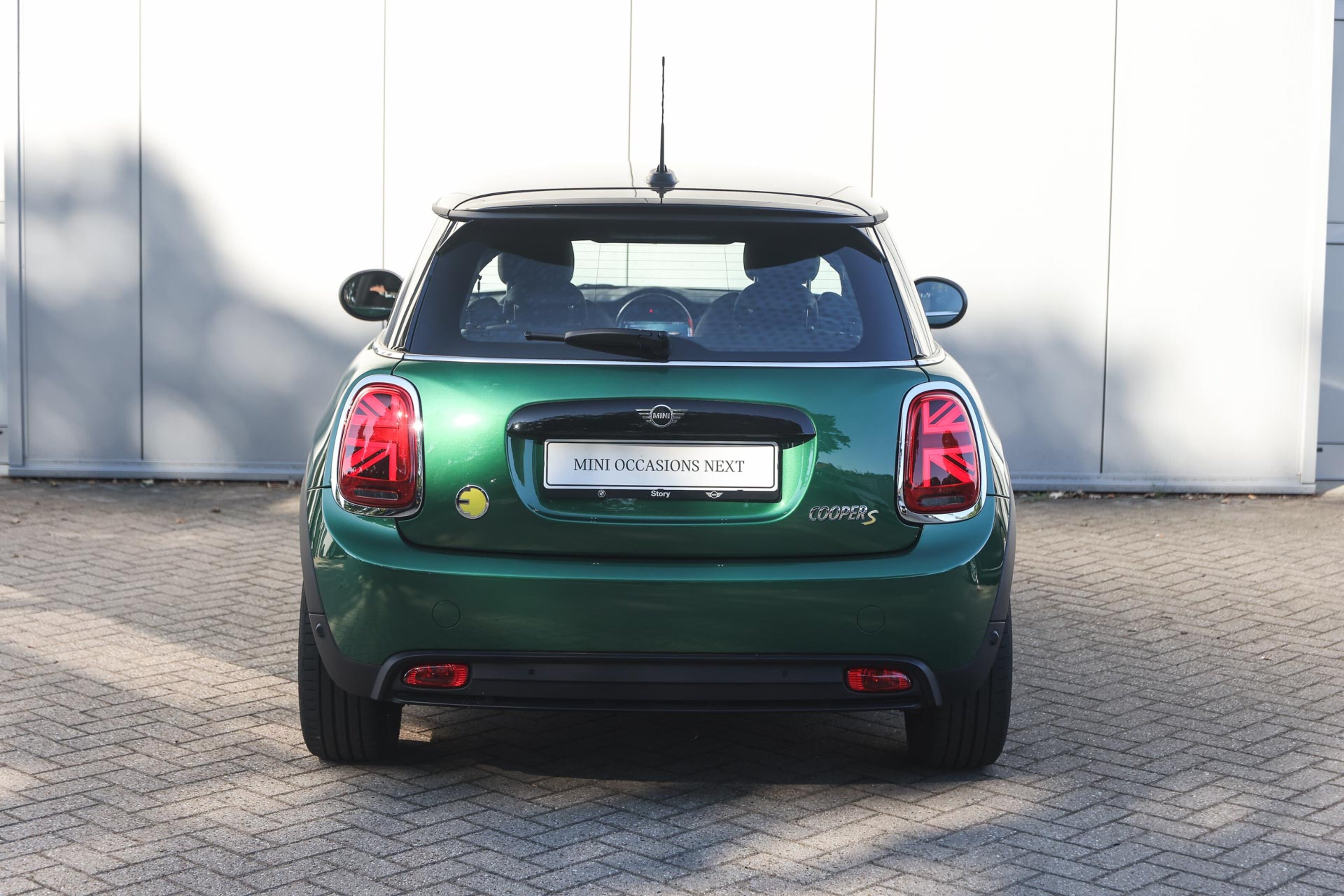 MINI Electric 6