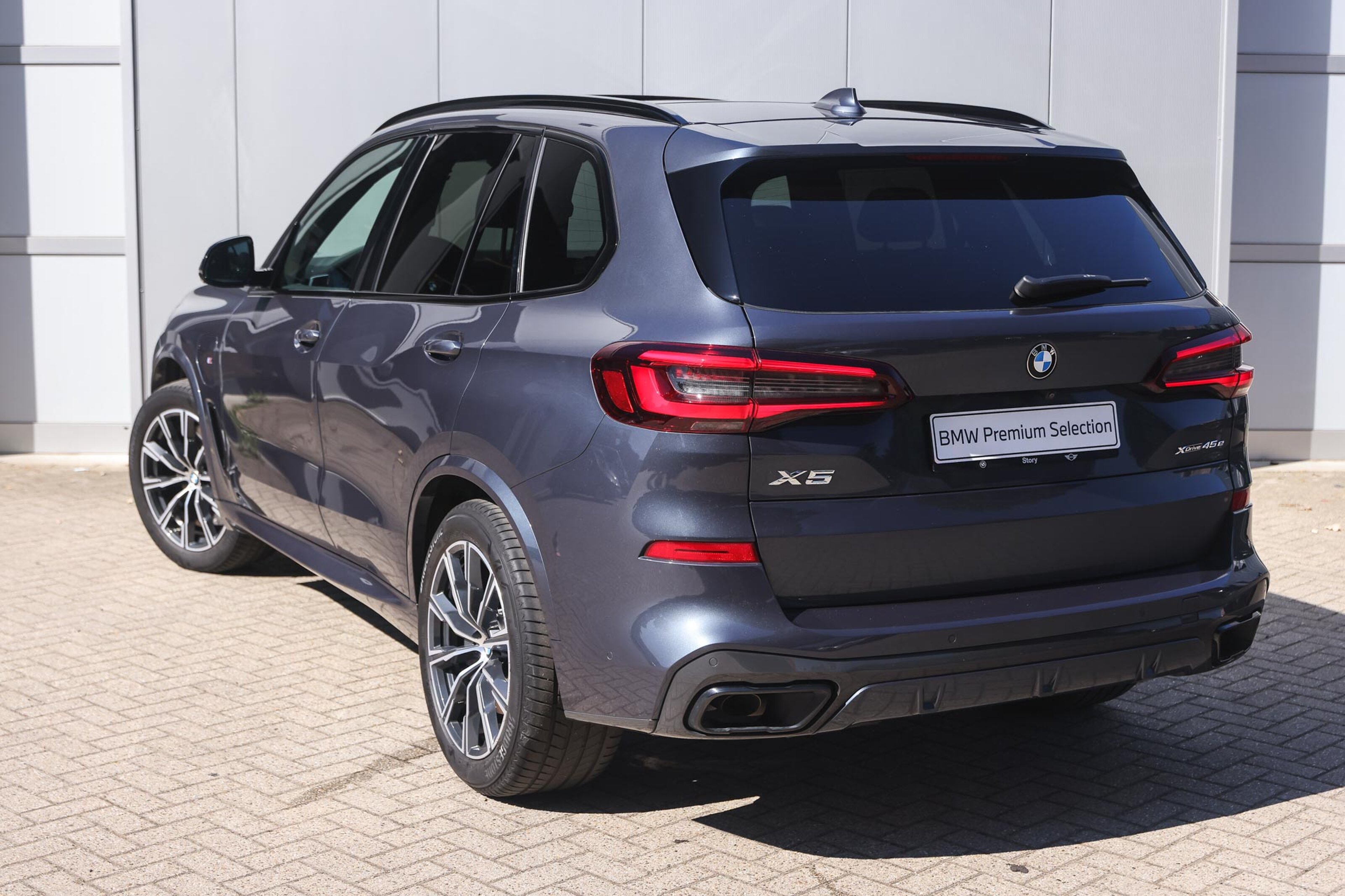 BMW X5 xDrive45e High Executive M Sport Automaat