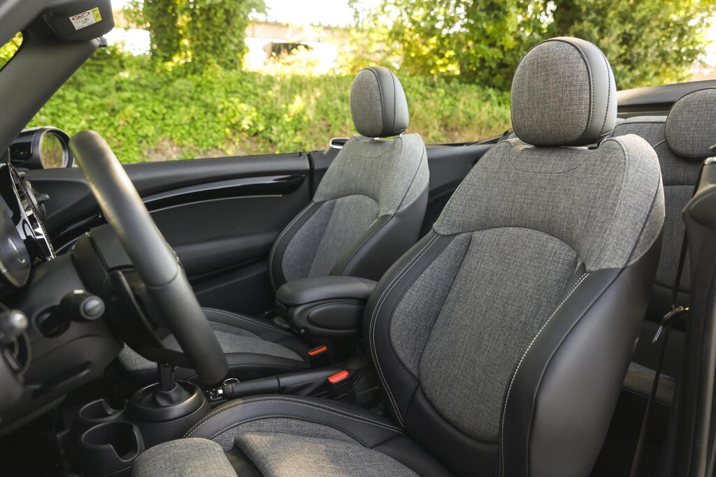 MINI Cooper S Cabrio 11