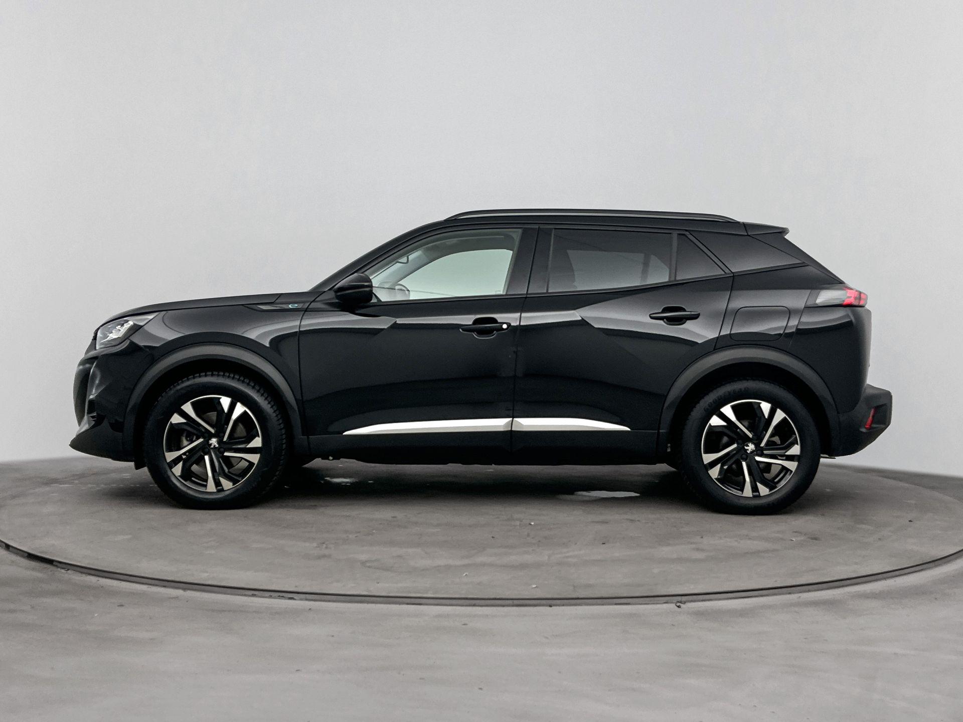 Peugeot e-2008