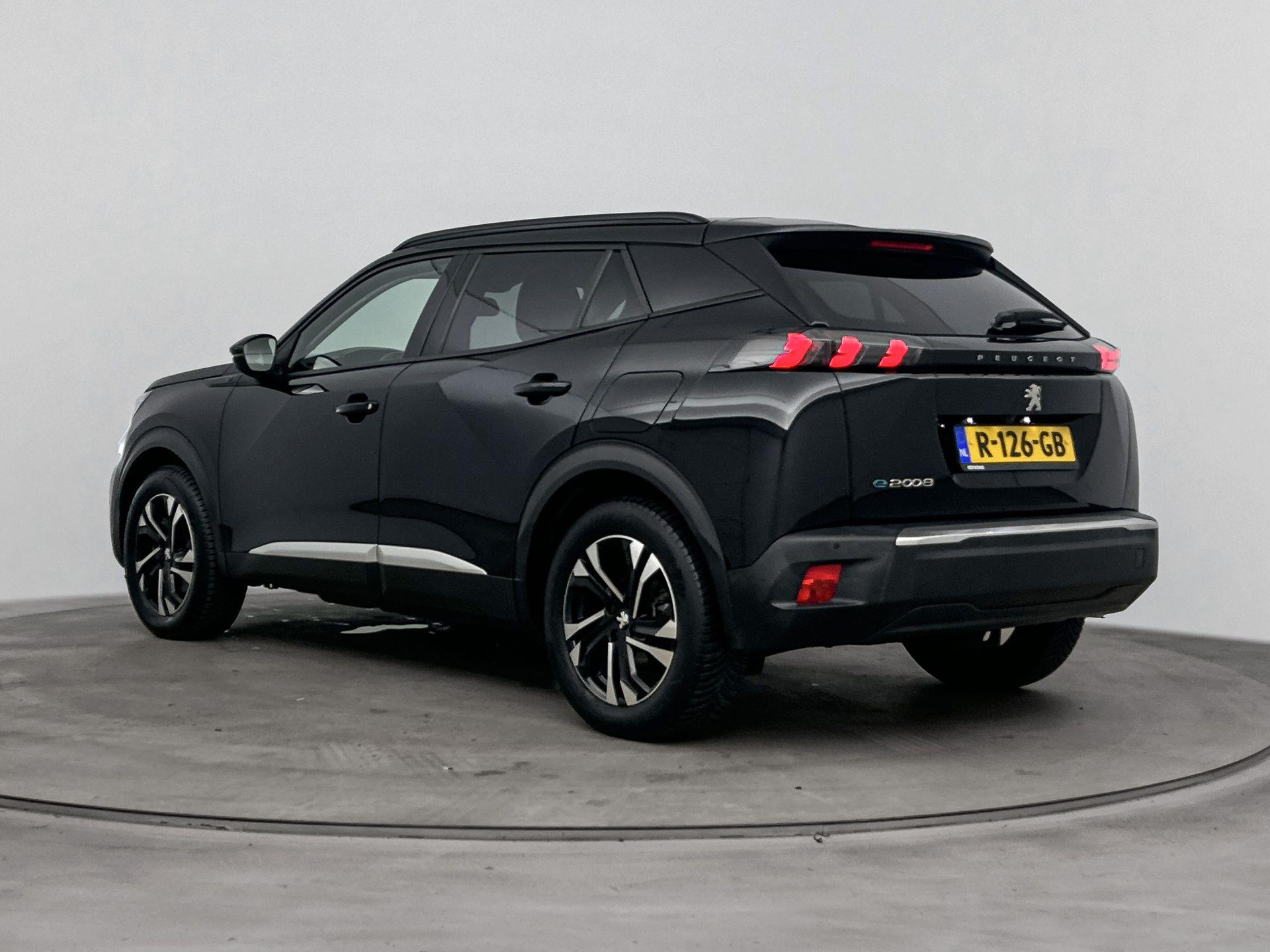 Peugeot e-2008