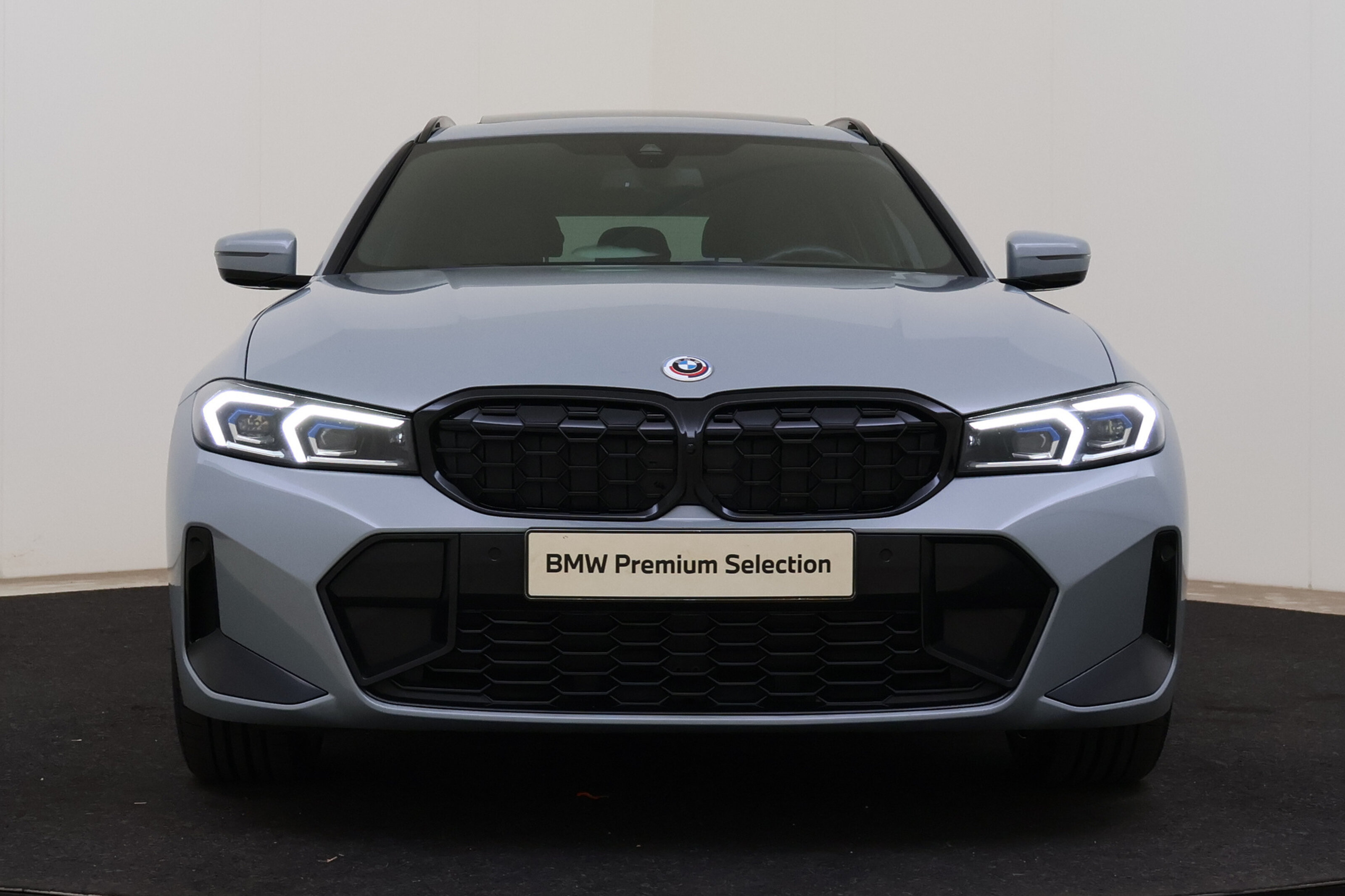 BMW 3 Serie Touring 330e xDrive M Sport Automaat