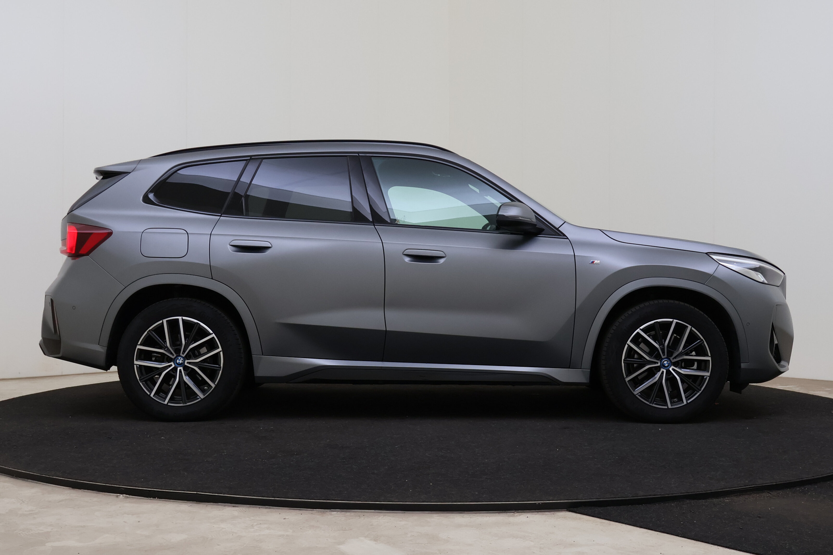 BMW X1 7