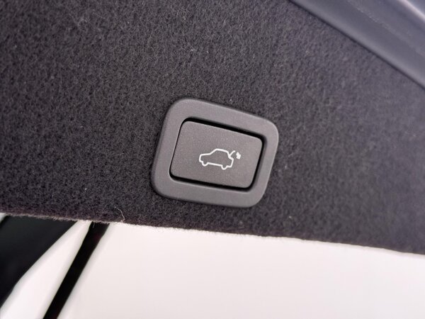 115 Elektrisch bedienbare achterklep