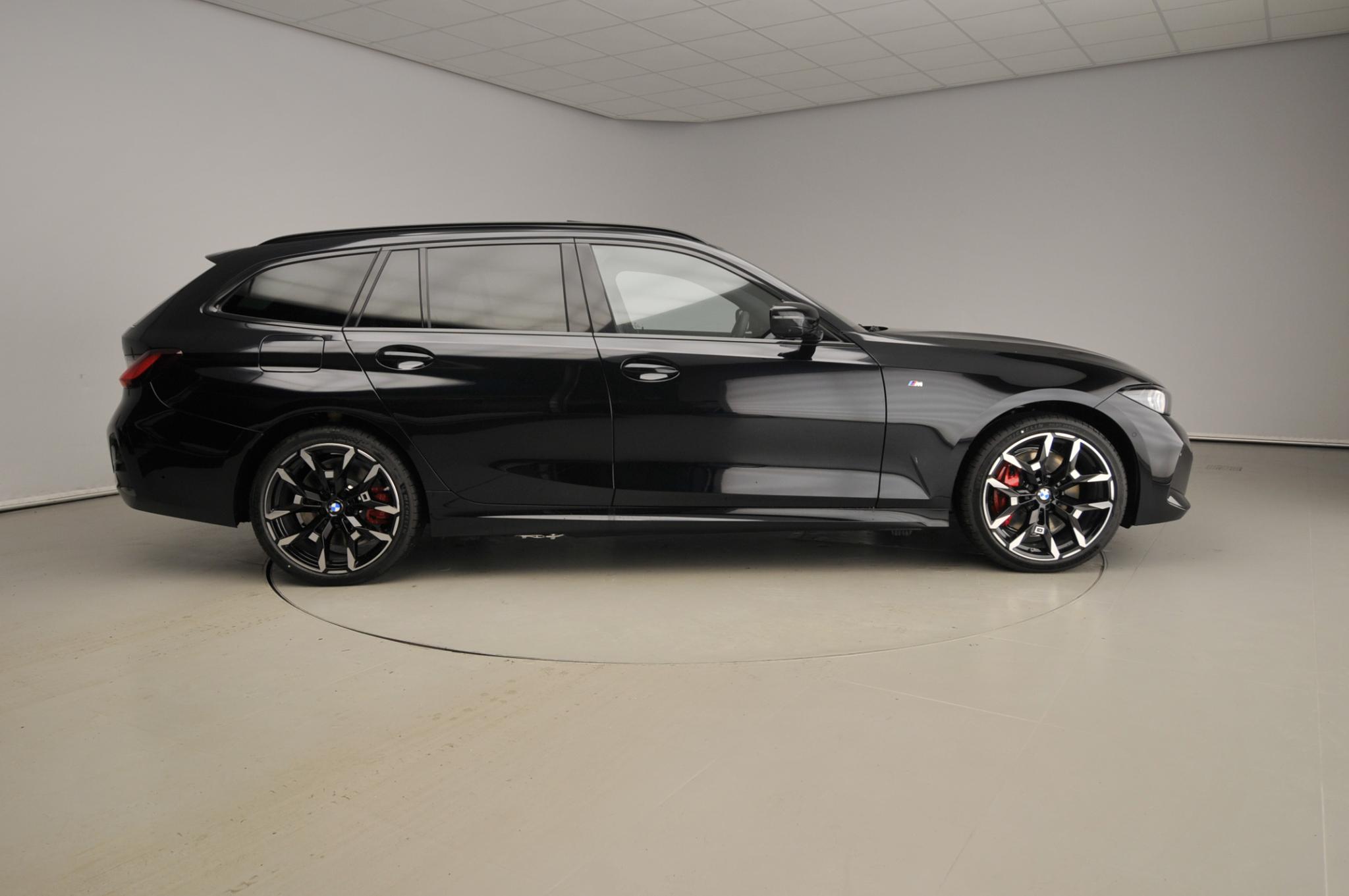 BMW 3 Serie Touring 330e - Afbeelding 4