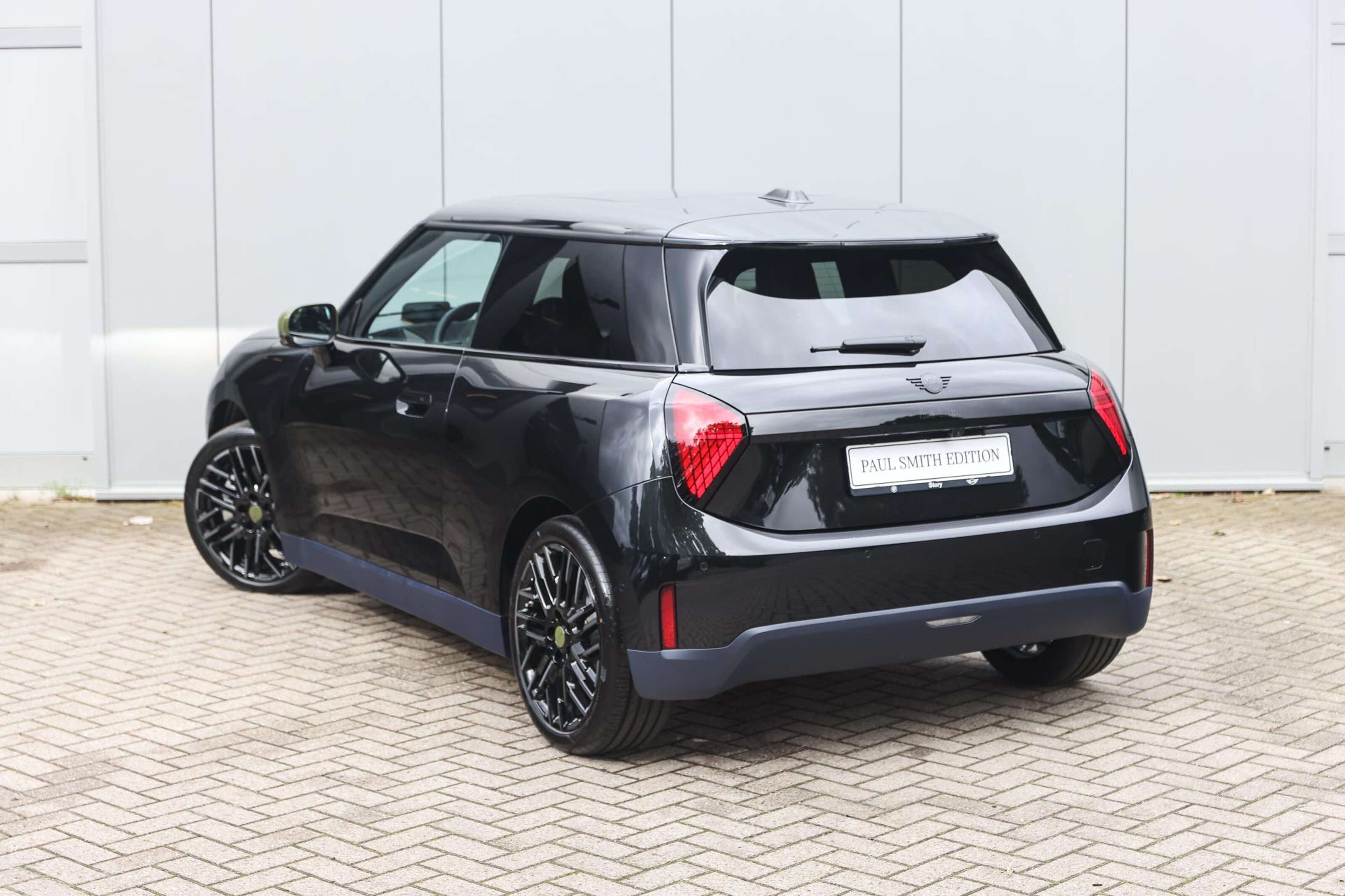 MINI Electric Hatchback Cooper SE