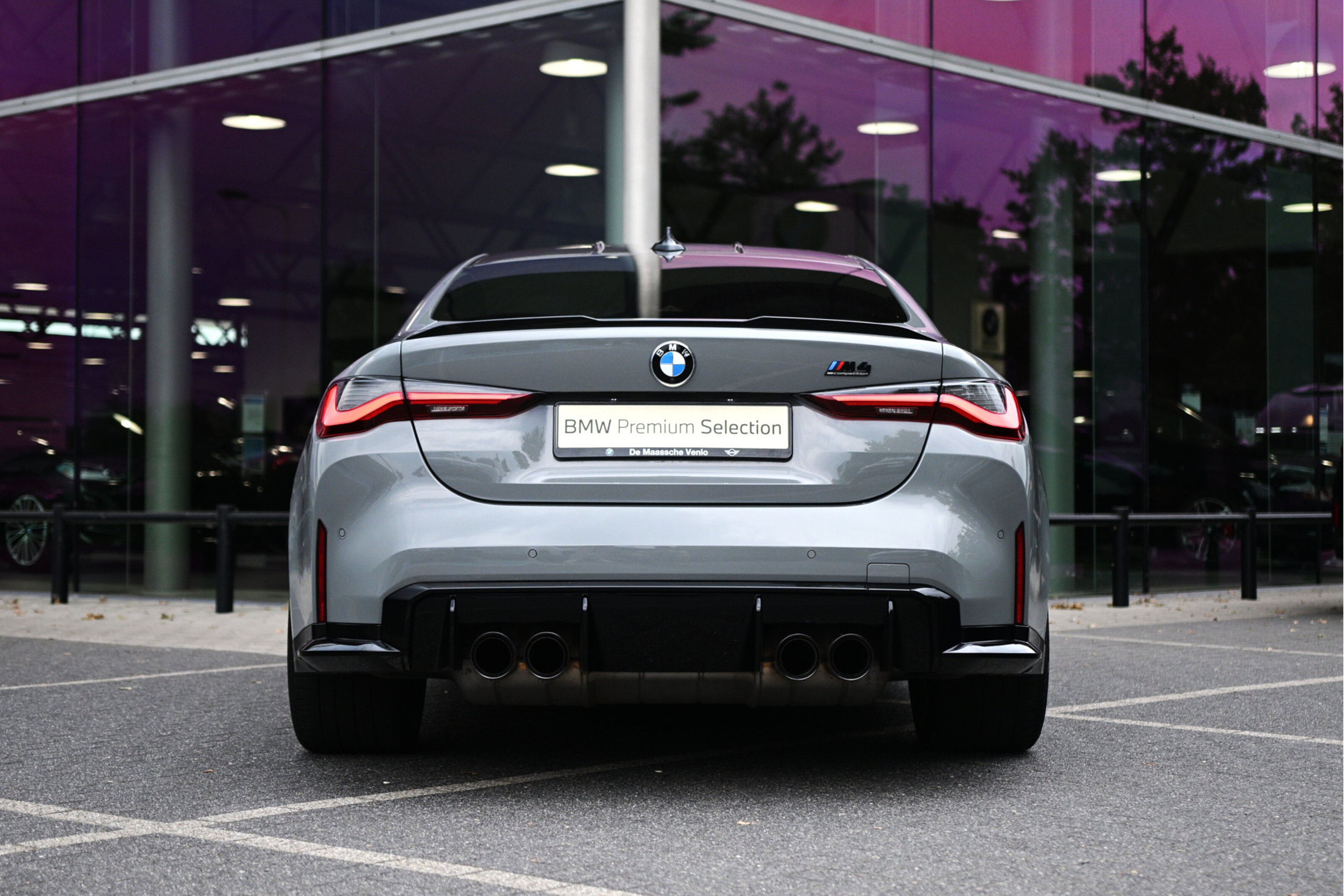BMW M4 7