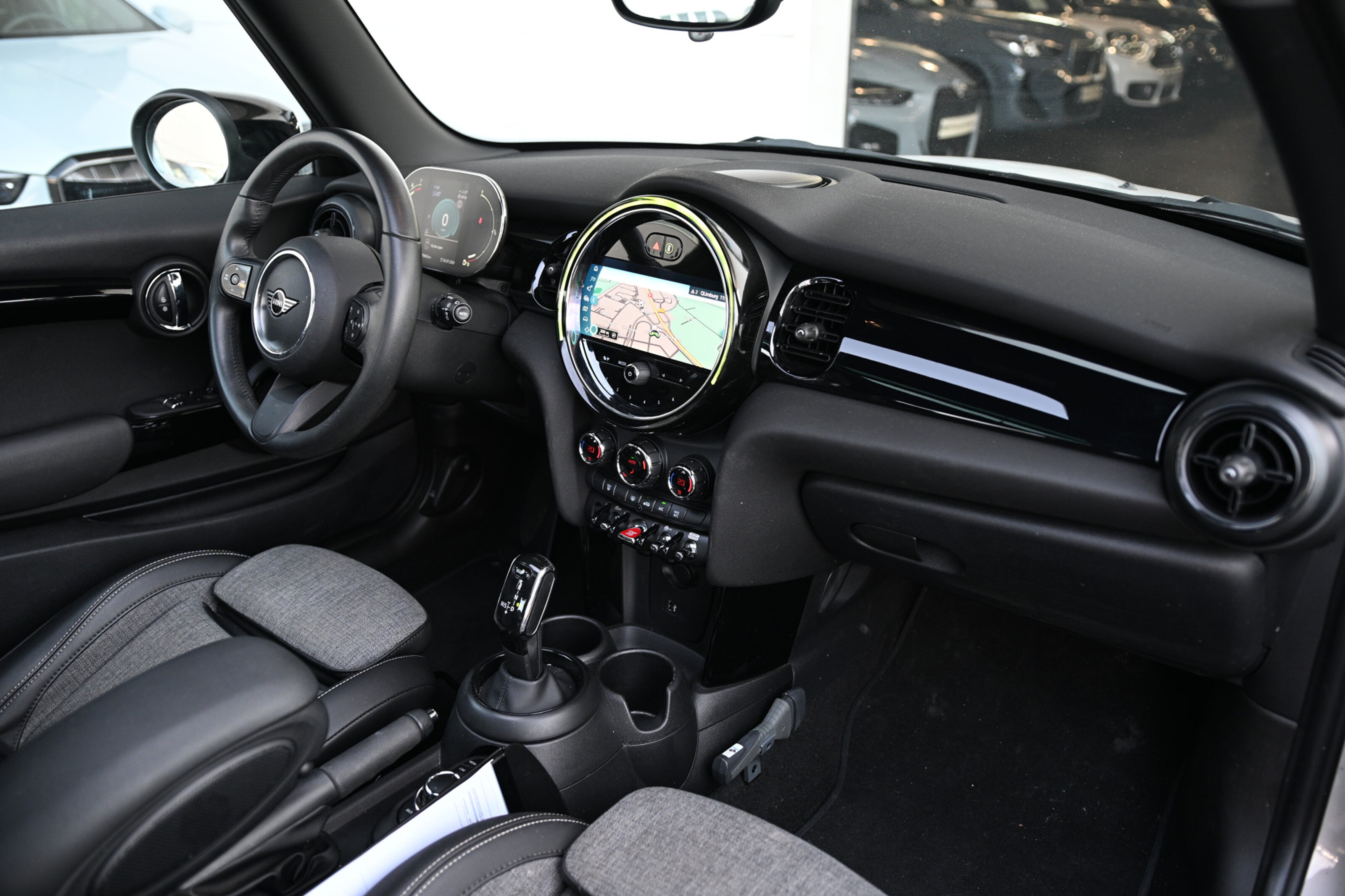 MINI Cooper Hatchback Classic Automaat