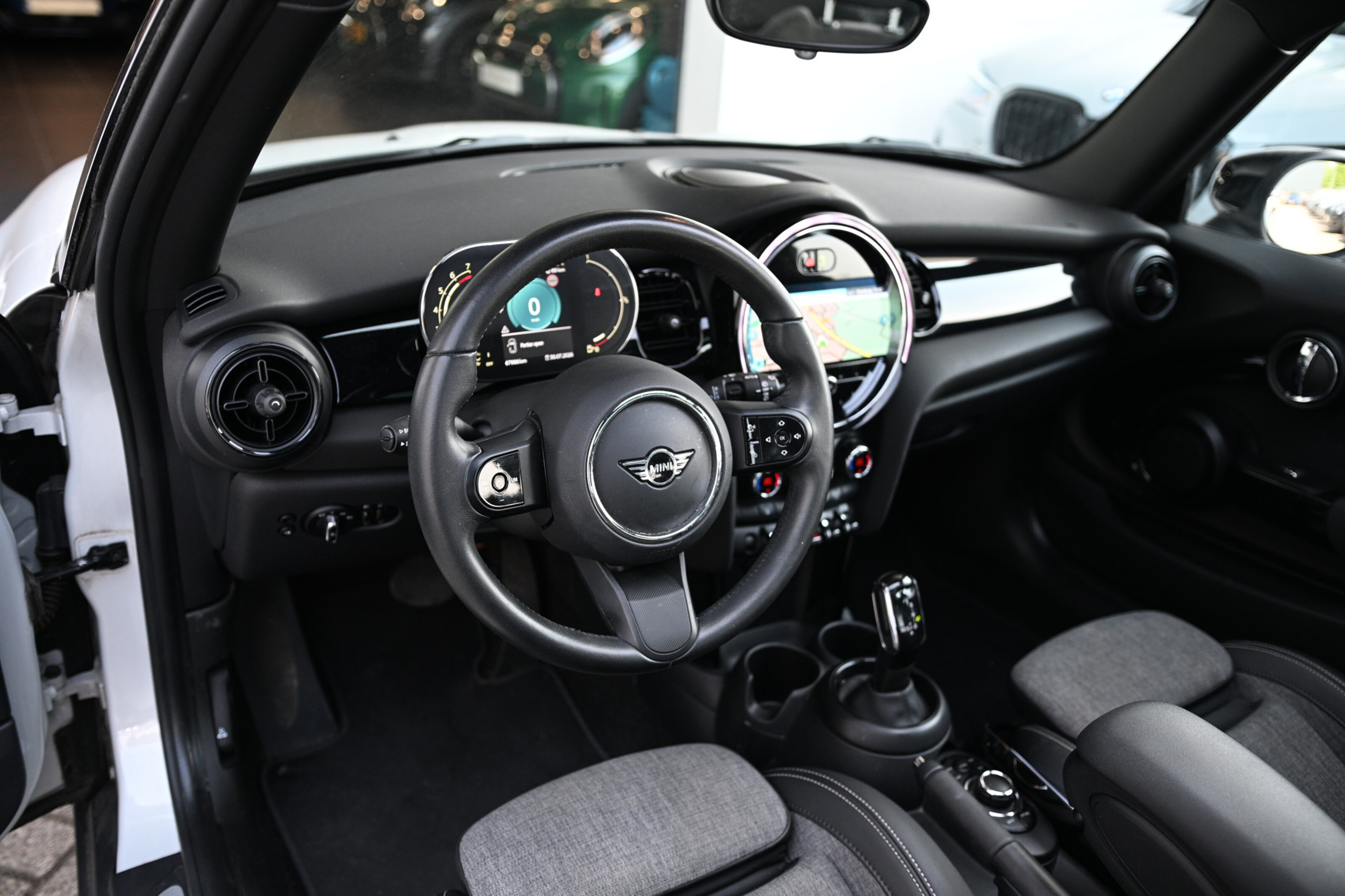 MINI Cooper 8