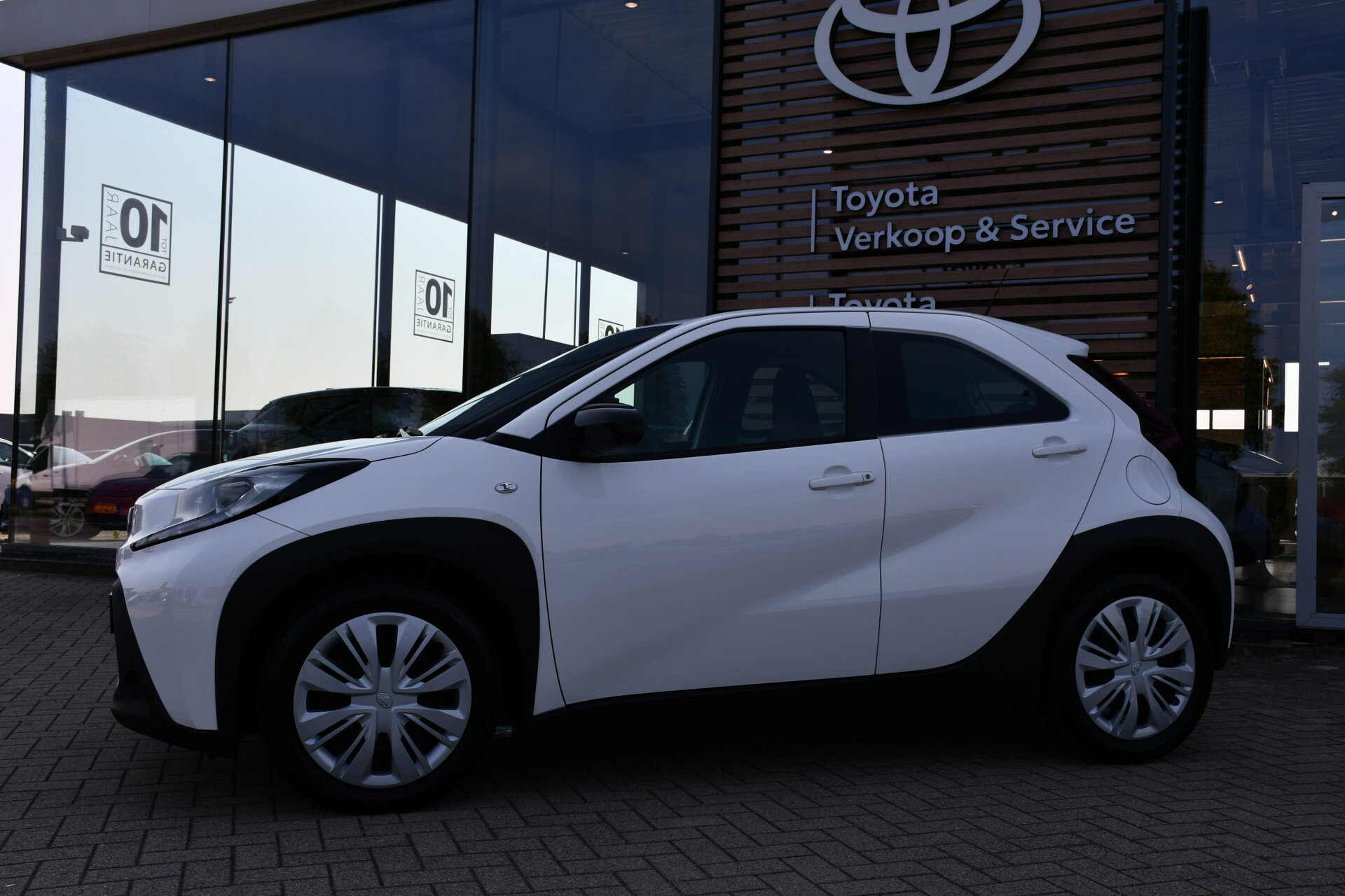 Toyota Aygo X 1.0 VVT-i MT Play 5-deurs 72pk - Afbeelding 3
