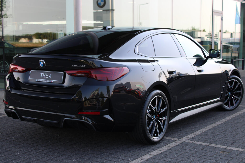 BMW i4 2